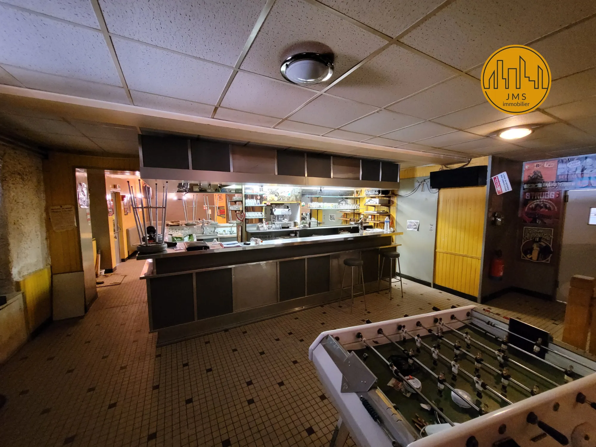 Ensemble Immobilier à Rénover avec Grand Potentiel à Saint-Pourçain-sur-Sioule 