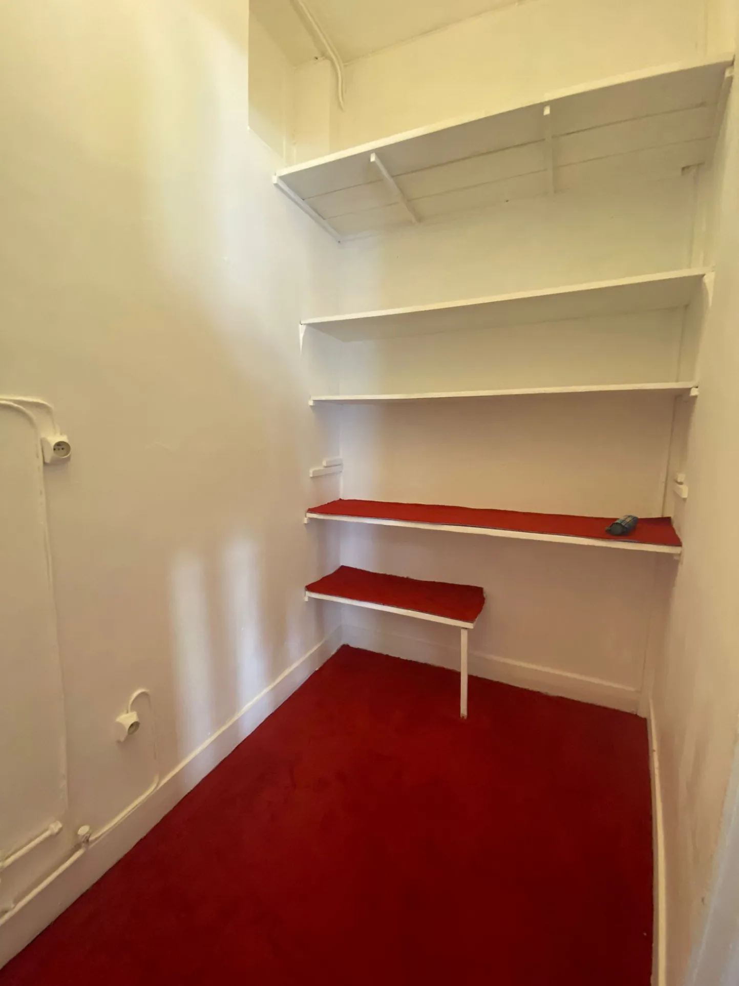 Appartement T5 avec parking et caves à Saint-Étienne - Quartier Badouillère 