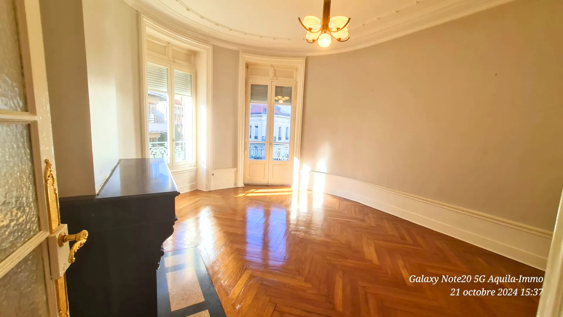 Appartement T5 avec parking et caves à Saint-Étienne - Quartier Badouillère 
