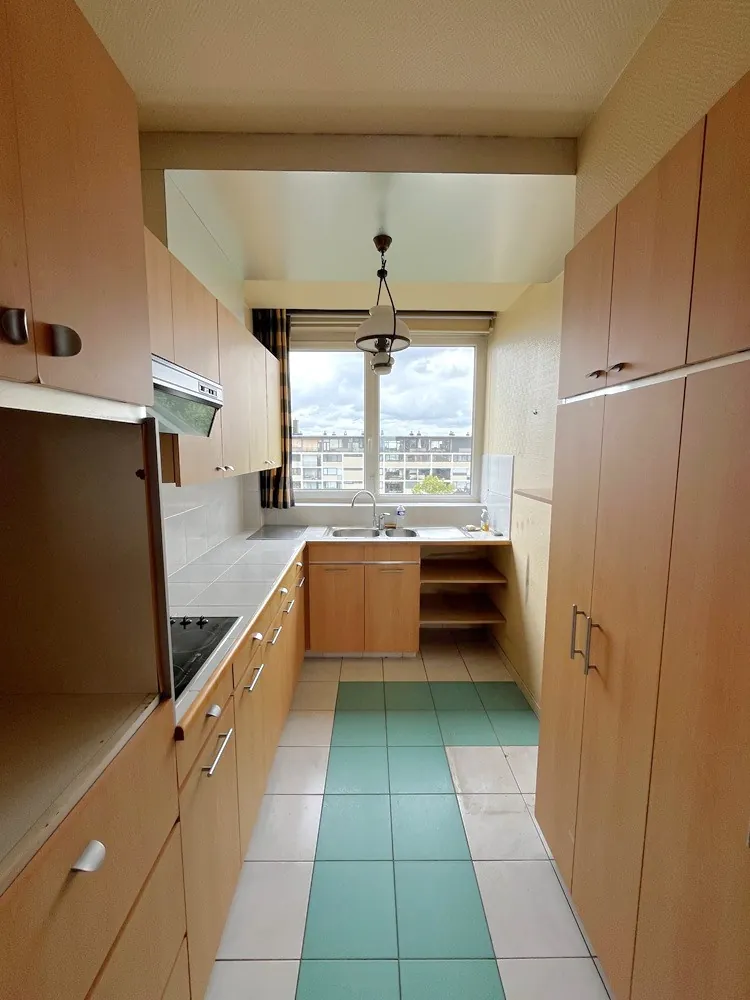 Appartement T4 de 114 m² à Roubaix avec balcon, proche tramway et parc Barbieux 