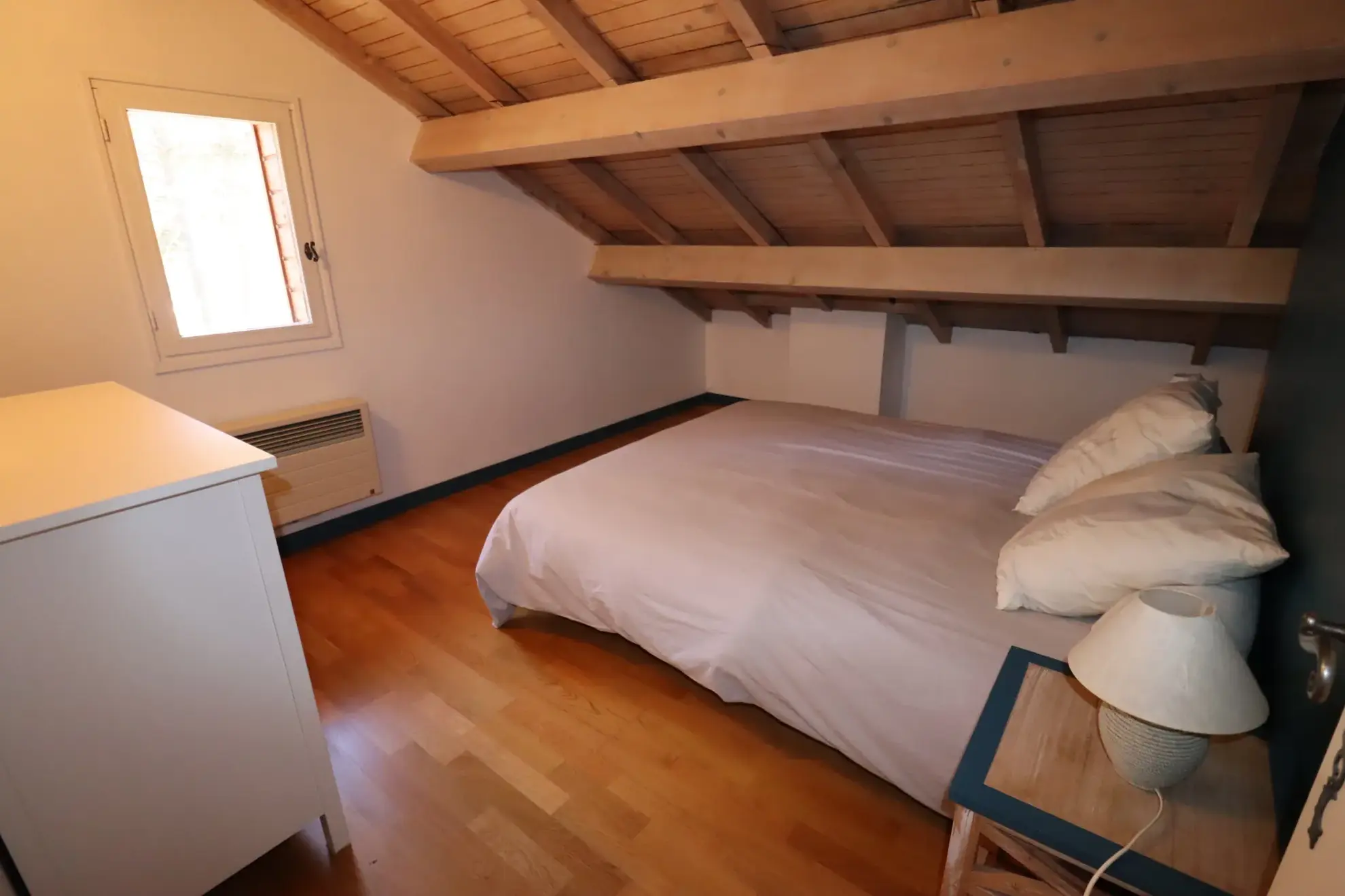 Maison rénovée avec jardin et garage à Beauvezer, proche stations de ski et parc nature 