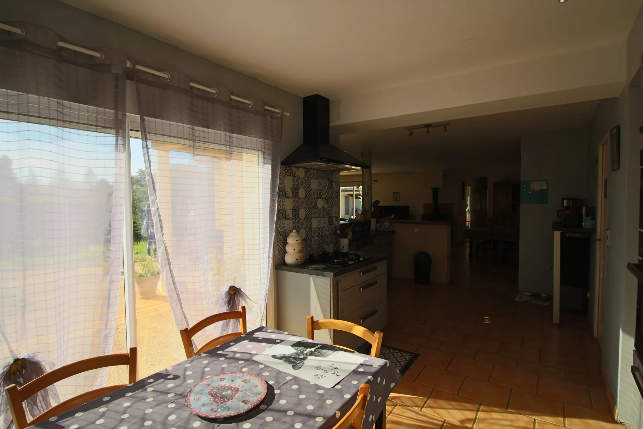 Belle maison avec piscine chauffée à Puy l'Évêque - 147 m² 