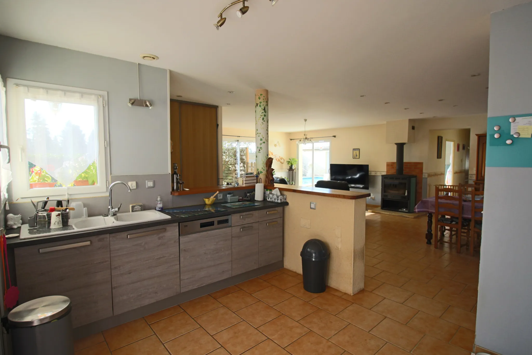 Belle maison avec piscine chauffée à Puy l'Évêque - 147 m² 