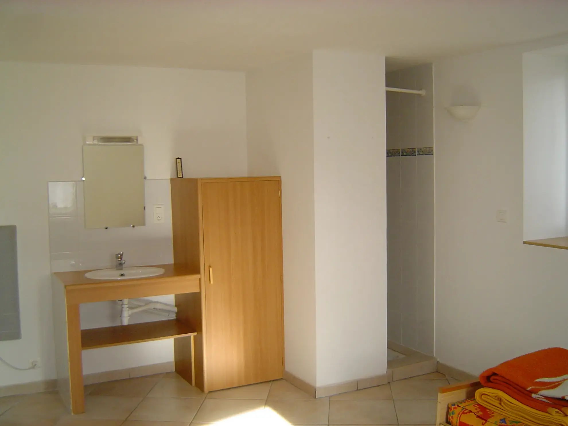 Belle maison avec sous-sol et gîte à Sainte-Hermine, 1568 m² de terrain 