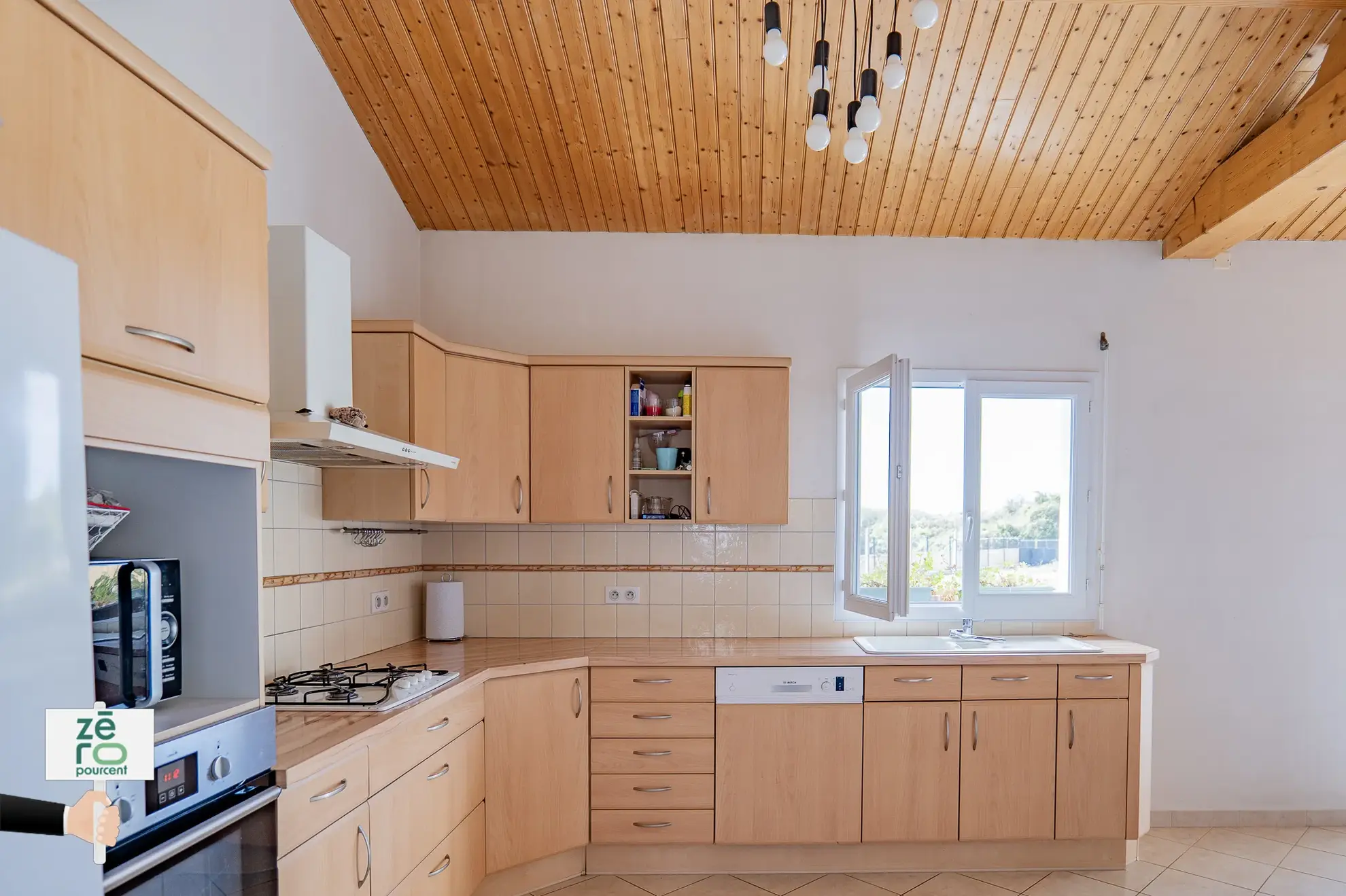 Maison de plain-pied de 119 m² à Saint-Michel-en-l’Herm avec jardin et performance énergétique B 