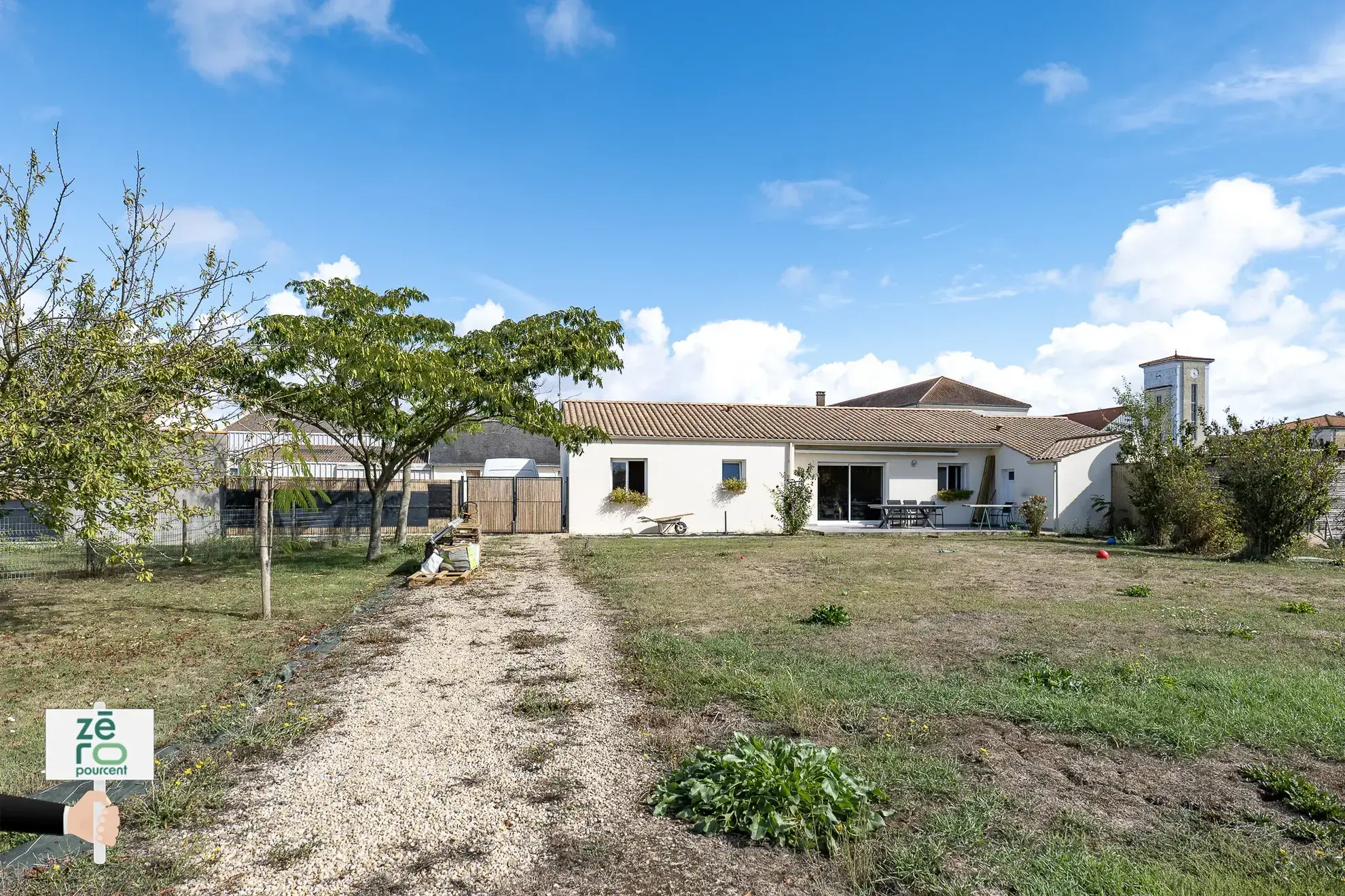 Maison de plain-pied de 119 m² à Saint-Michel-en-l’Herm avec jardin et performance énergétique B 
