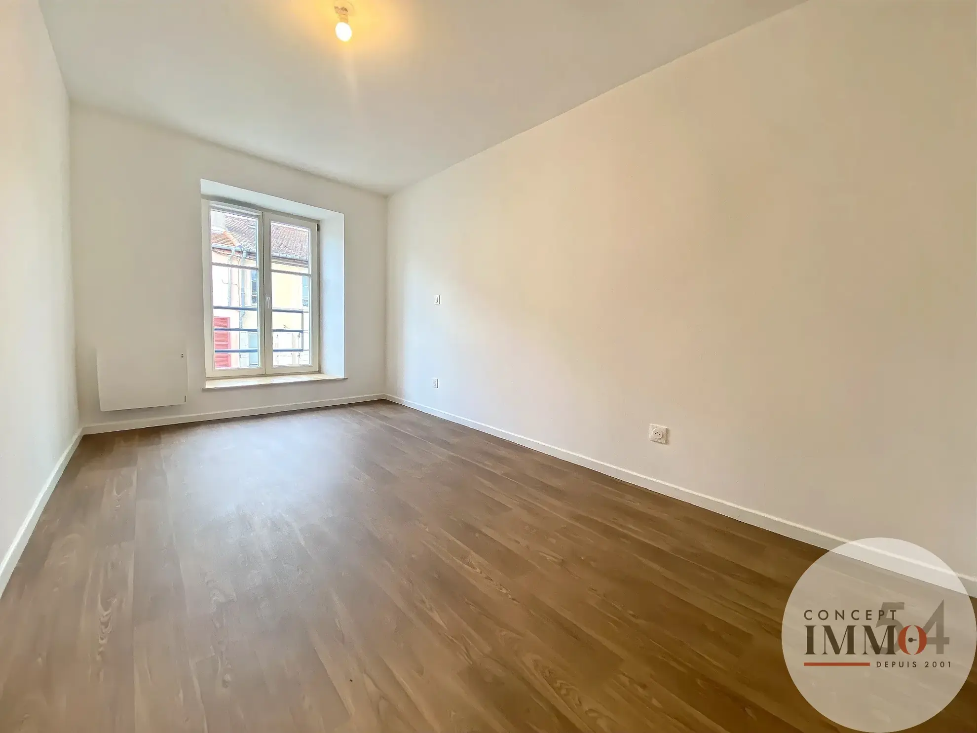 Maison de ville rénovée avec terrasses et garage à Toul - Centre-ville 