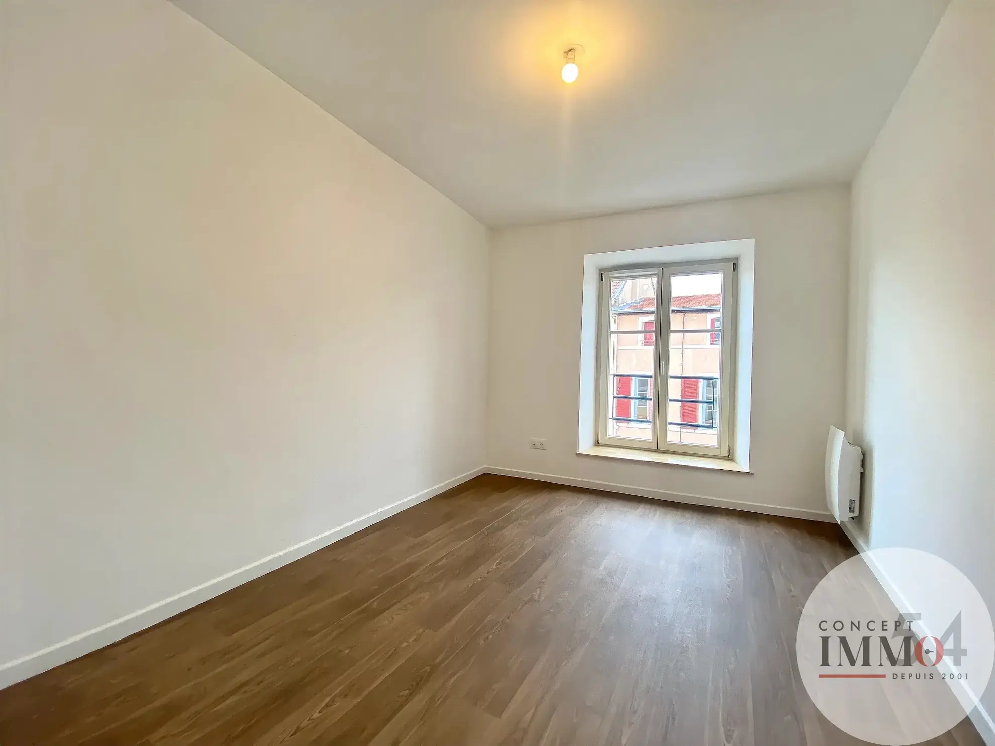 Maison de ville rénovée avec terrasses et garage à Toul - Centre-ville 