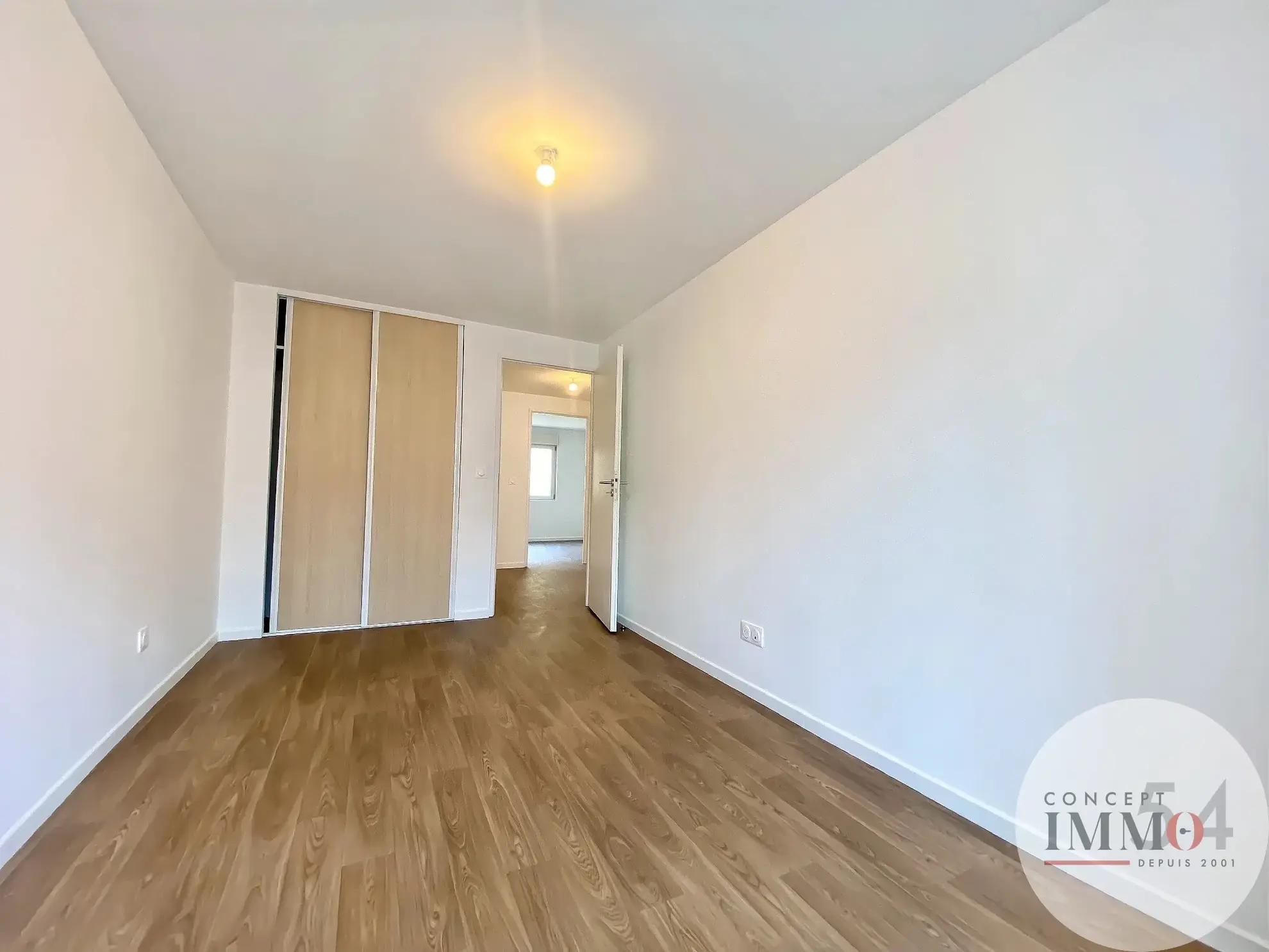 Maison de ville rénovée avec terrasses et garage à Toul - Centre-ville 