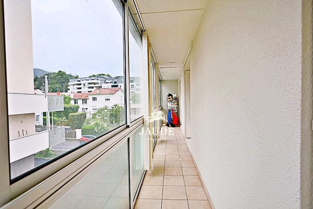 Appartement 5 pièces à vendre à Chamalieres, 98 m², avec garage et balcon 