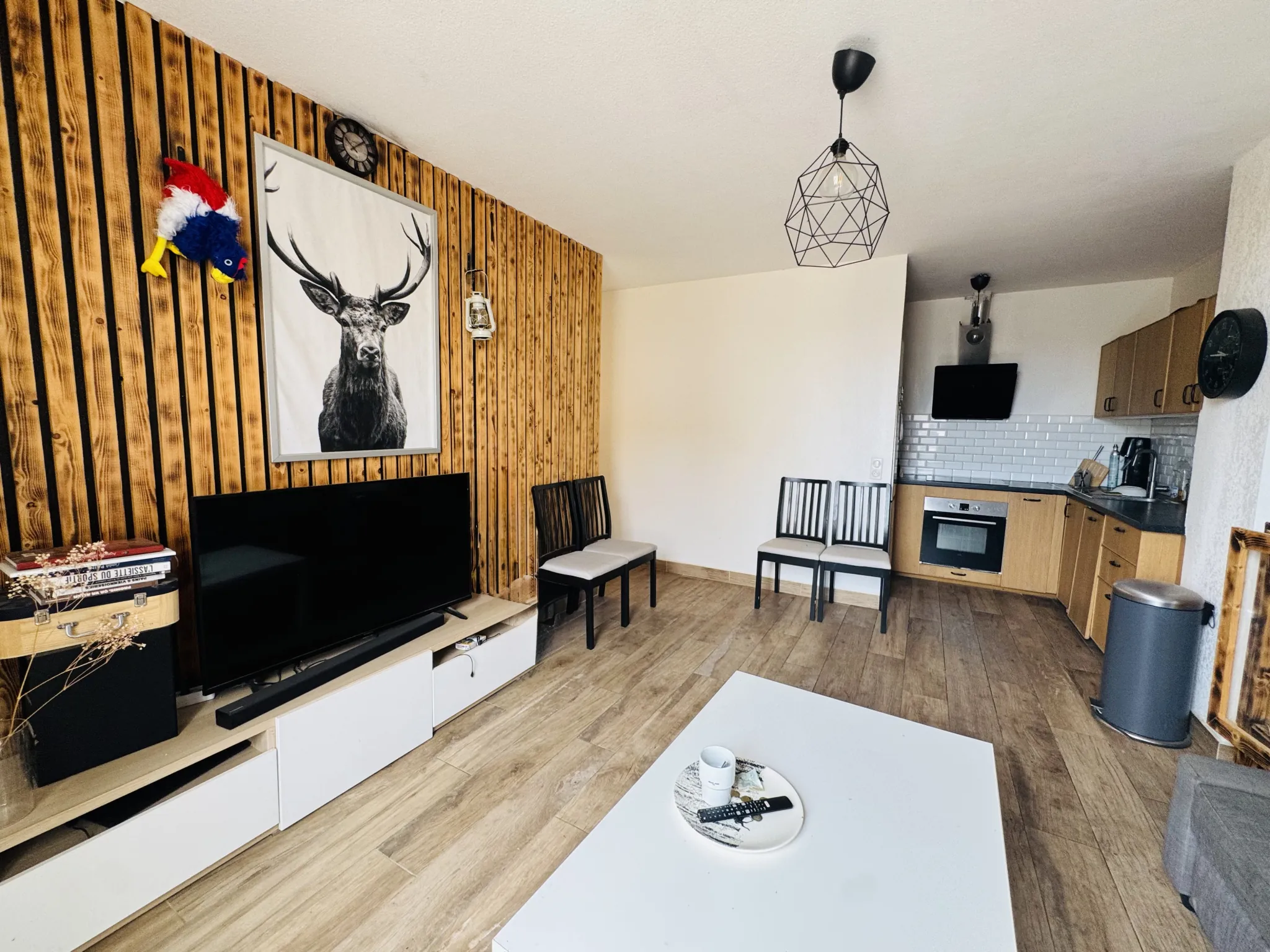 Appartement 3 pièces lumineux à La Londe-les-Maures, centre-ville