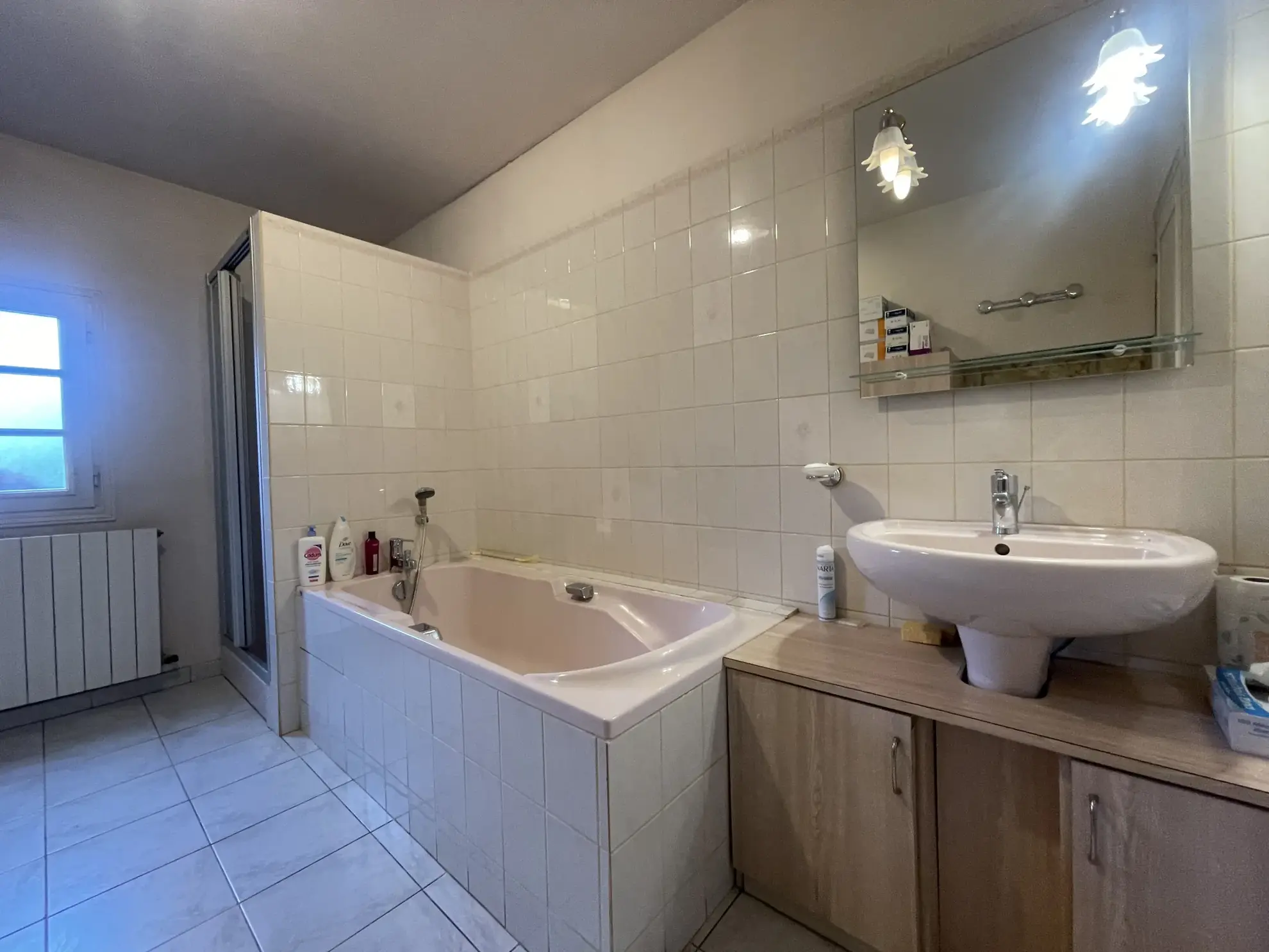 Belle longère normande avec grands espaces et plans d’eau à Canapville 