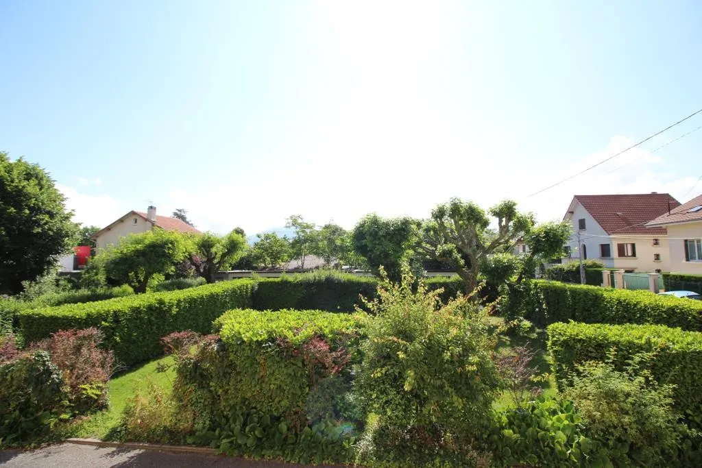 Appartement T4 avec grand jardin à Échirolles – Rare opportunité 
