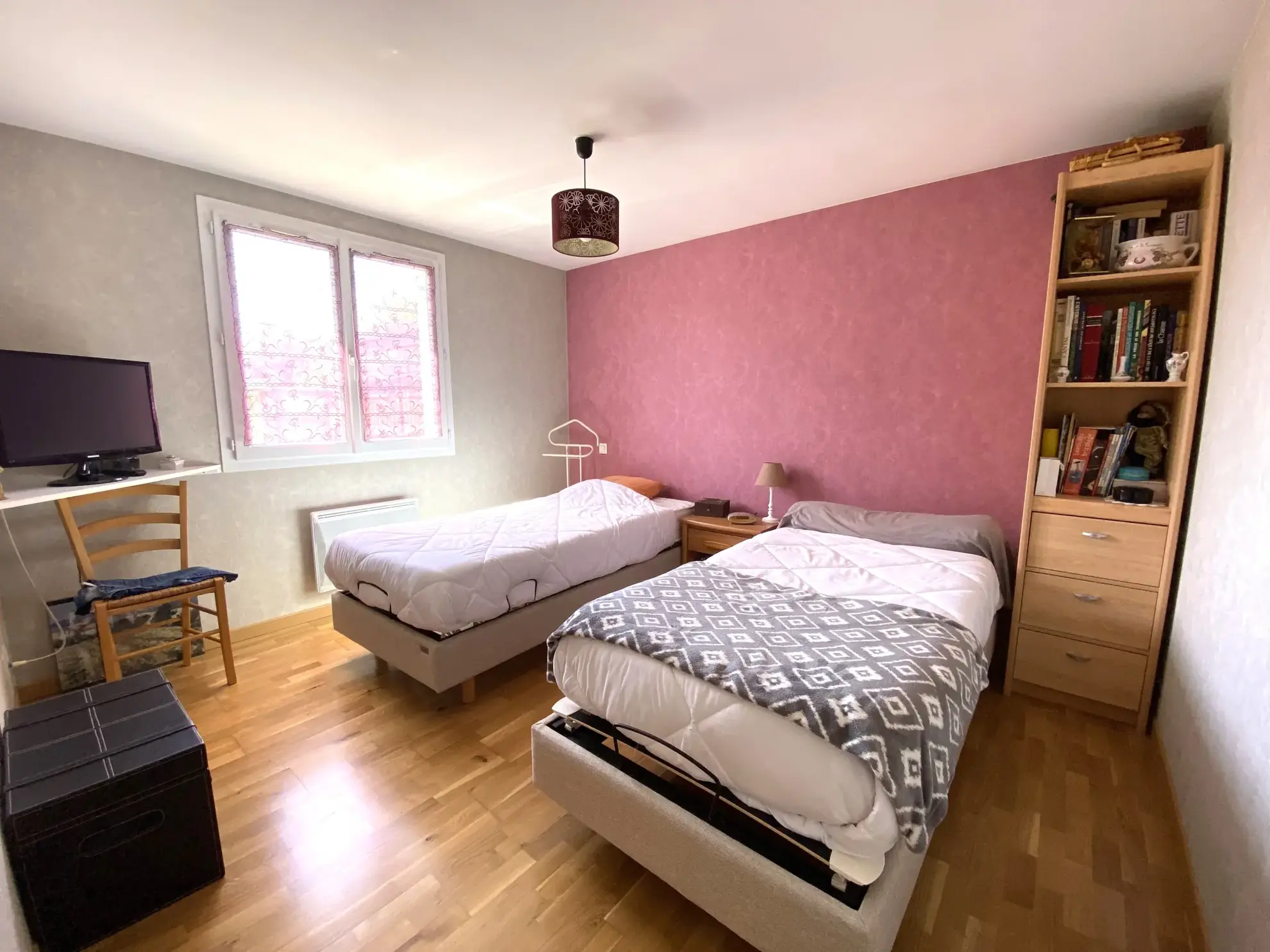 Maison moderne de 85 m² à Saint-Santin-Cantales – Belle opportunité à ne pas manquer 