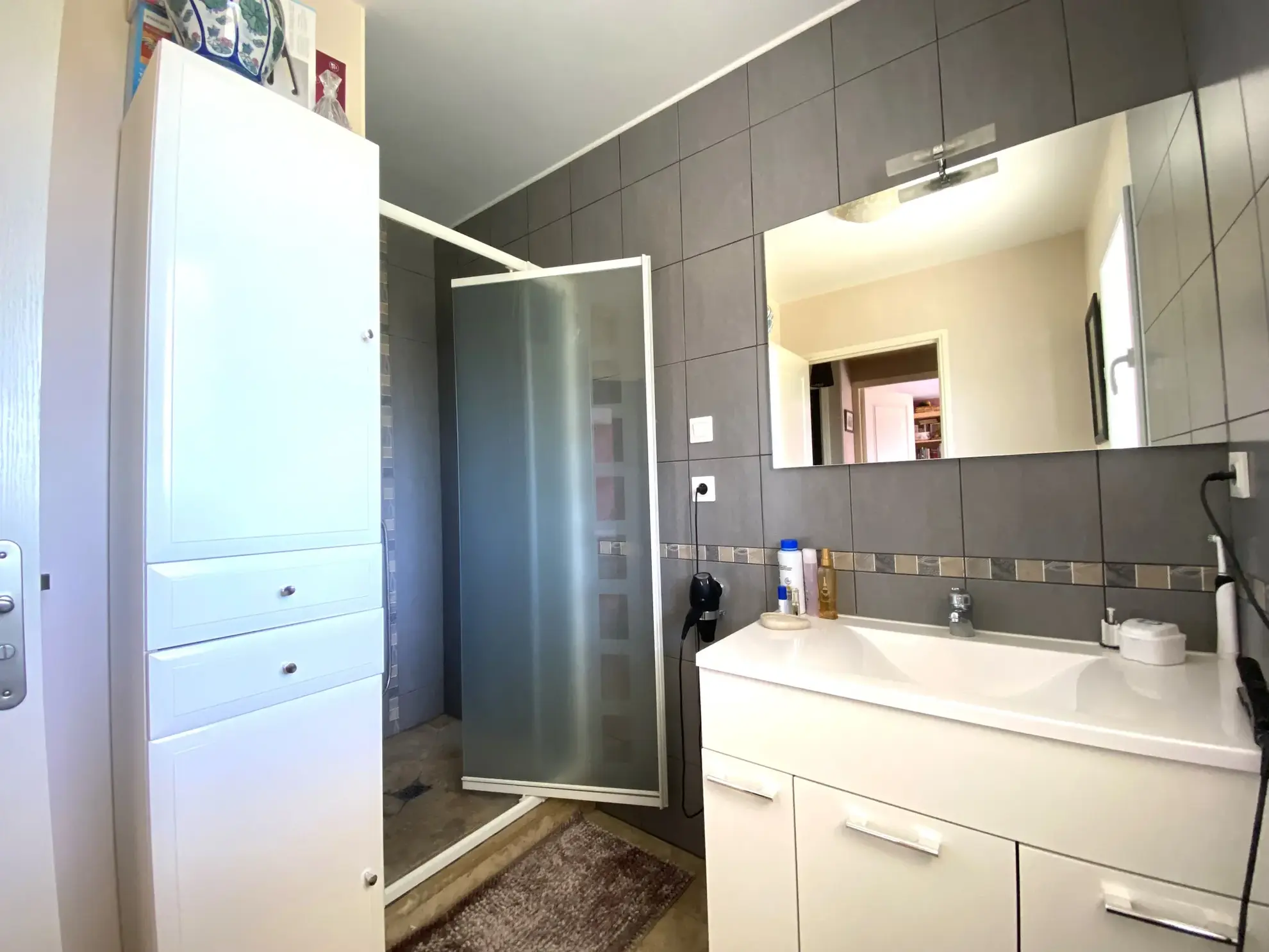 Maison moderne de 85 m² à Saint-Santin-Cantales – Belle opportunité à ne pas manquer 