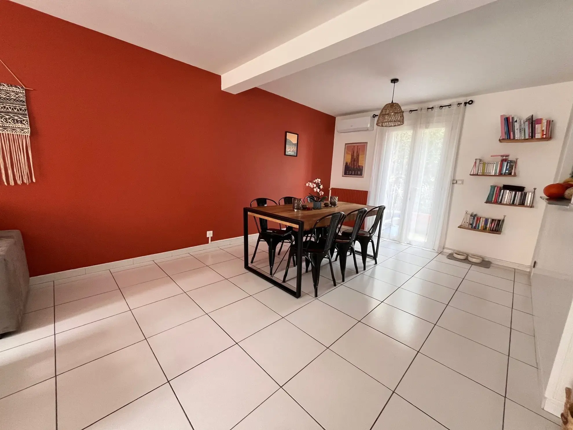 Appartement T3 avec deux terrasses, parking privé et cave à Toulouges 