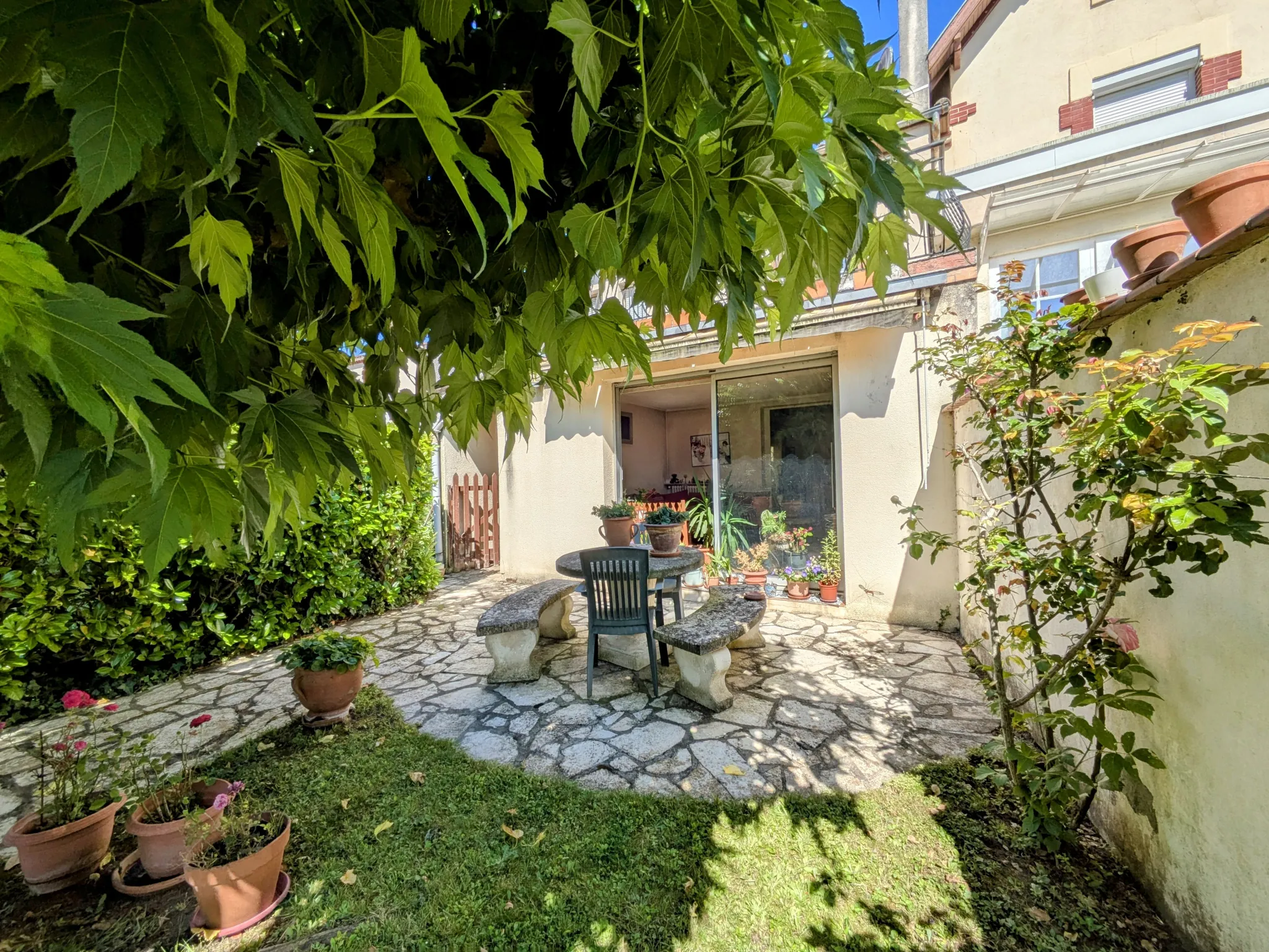 Maison familiale avec jardin à Eysses près de Villeneuve-sur-Lot