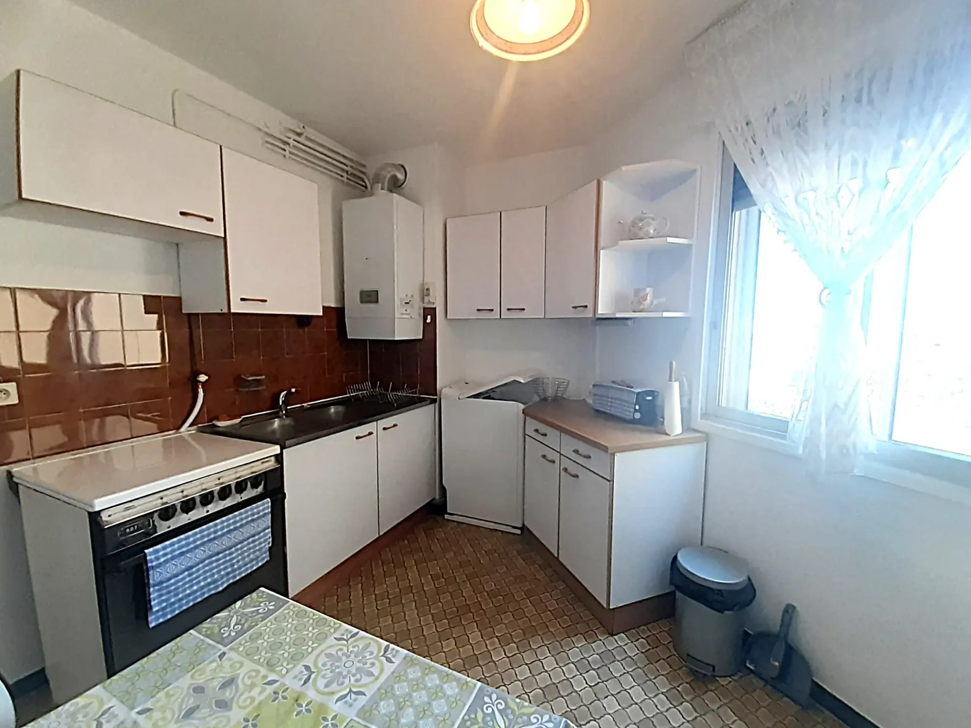 A vendre appartement T3 à Perpignan avec garage et cave, quartier Saint Martin 