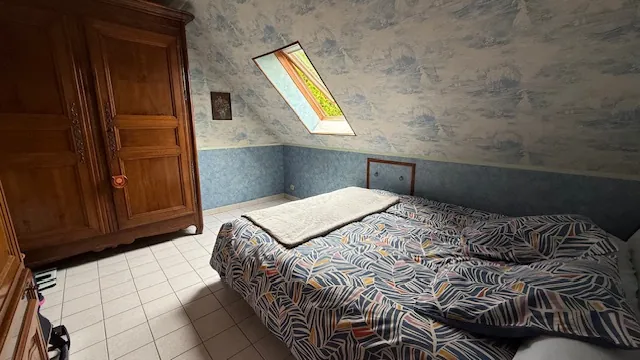 Pavillon familial avec sous-sol total et jardin à Cambronne-lès-Clermont 