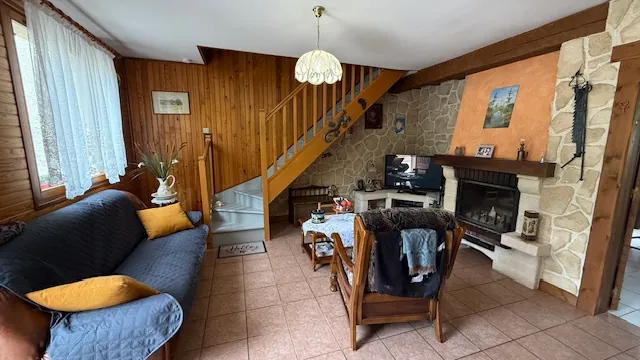 Pavillon familial avec sous-sol total et jardin à Cambronne-lès-Clermont 