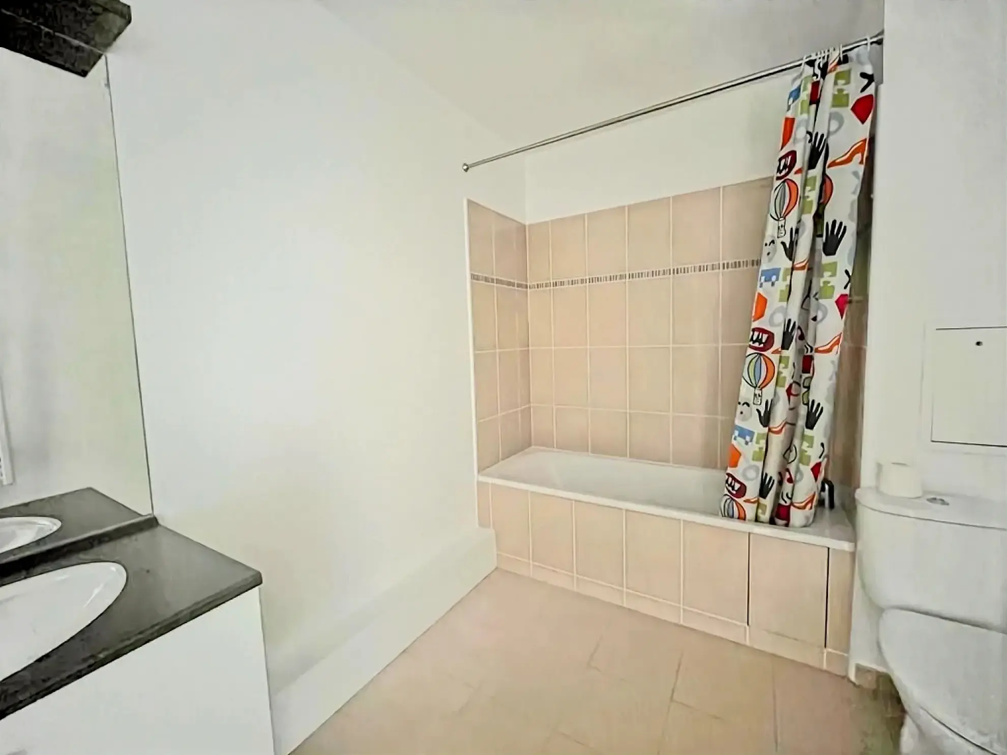 Appartement 2 pièces lumineux avec balcon et parking à Chatenay Malabry 