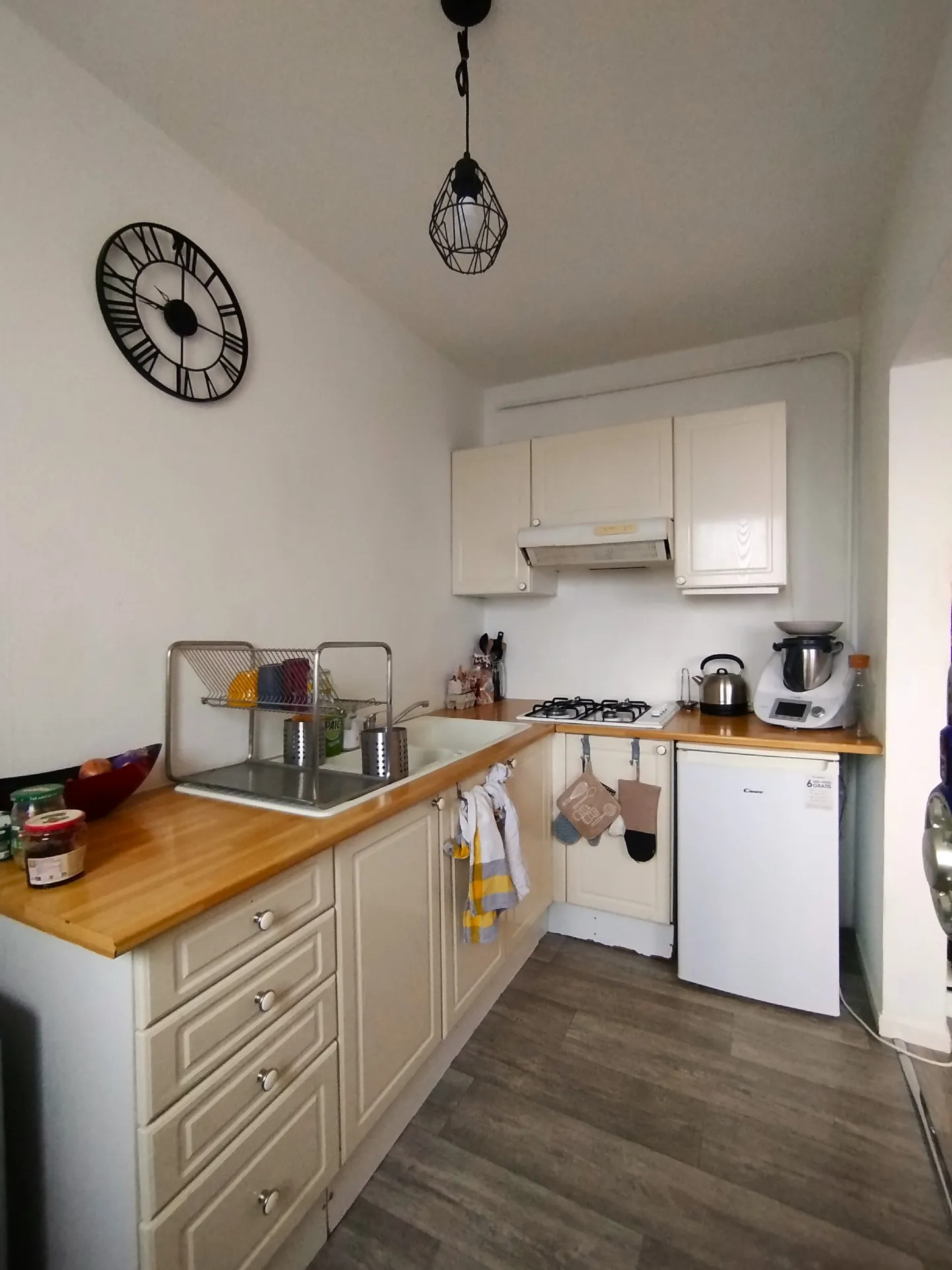 Appartement lumineux de 46,50 m² à Vandoeuvre-lès-Nancy avec parking et vue dégagée