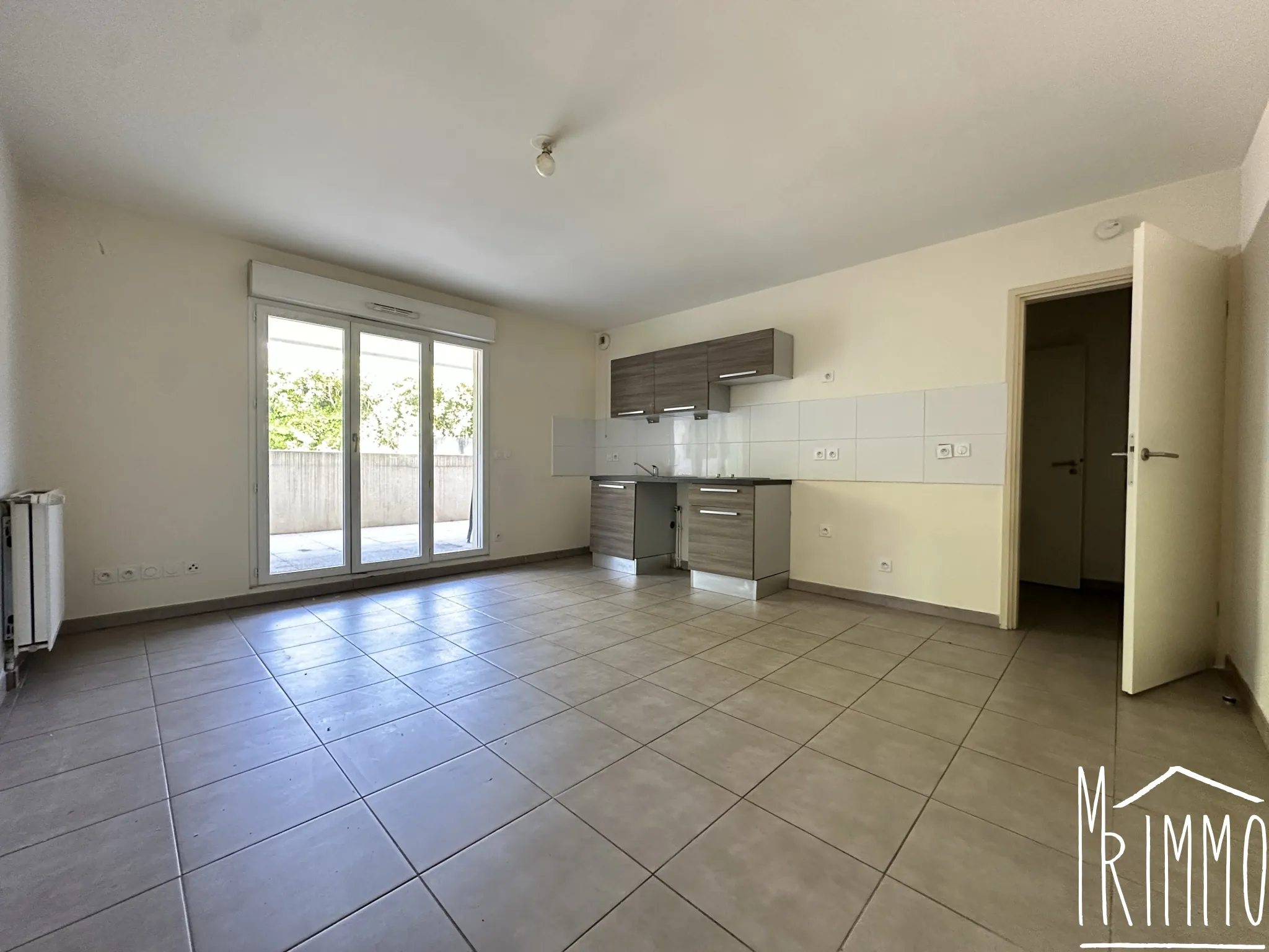 Studio 30 m² avec terrasse et parking à La Martelle, Montpellier 