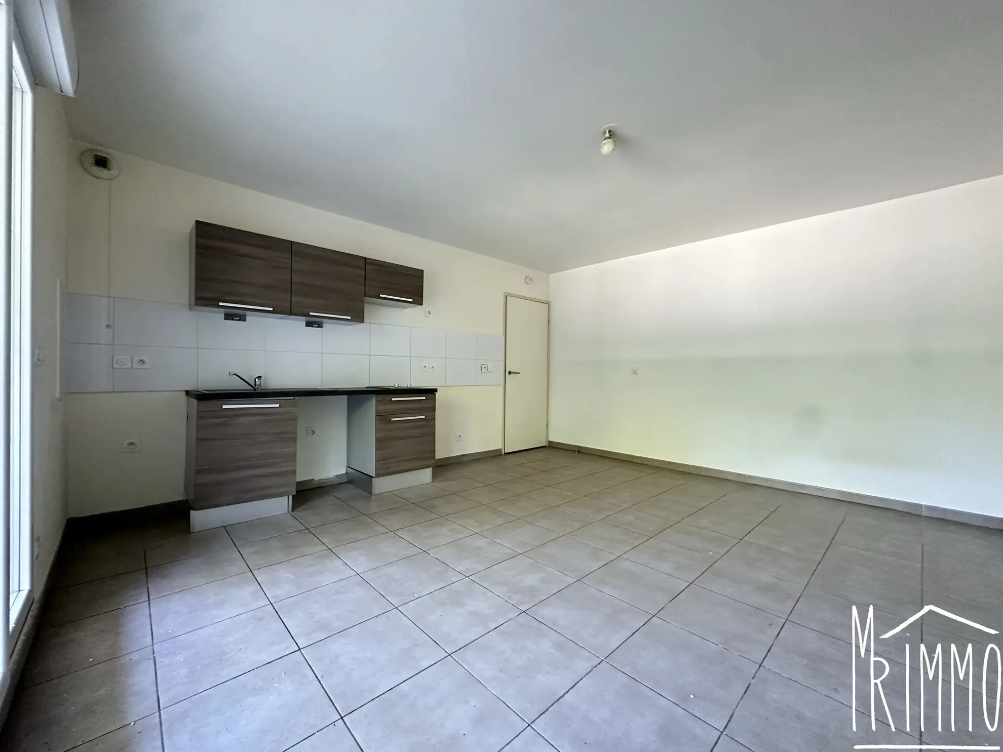 Studio 30 m² avec terrasse et parking à La Martelle, Montpellier 