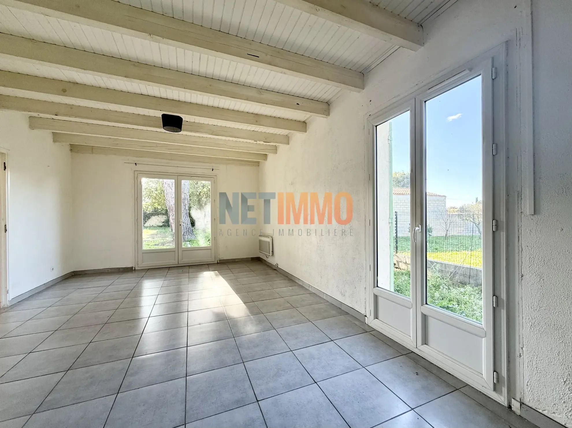 Villa 3 chambres à Beauvoisin, proximité Nîmes et Montpellier, avec jardin et garage 