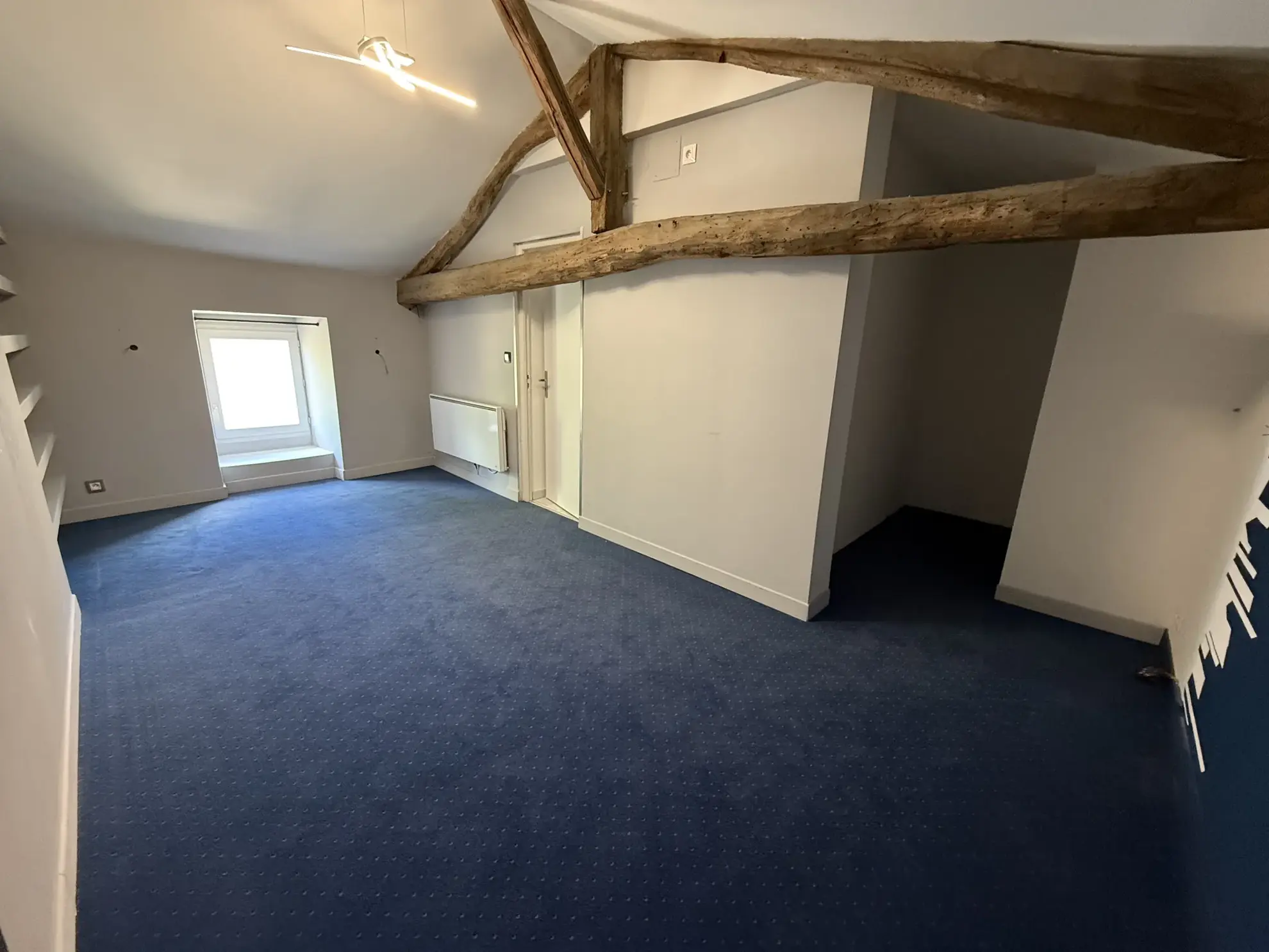 Maison de ville à Gannat - 159m², garage, 4 chambres, charme d'origine 