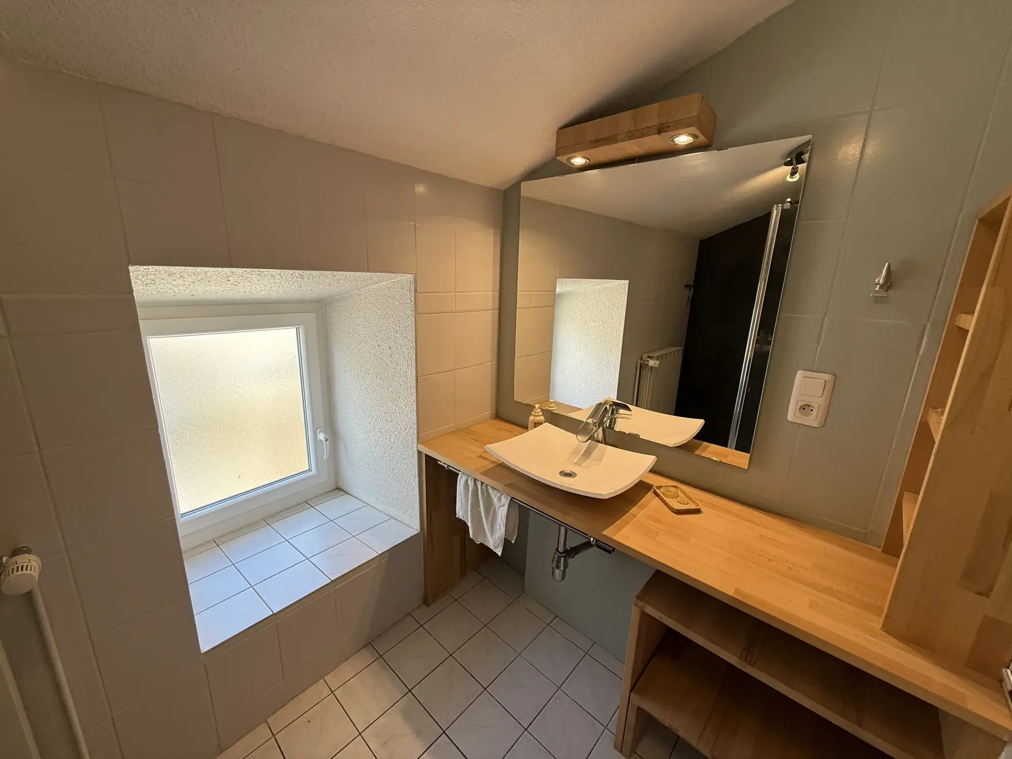 Maison de ville à Gannat - 159m², garage, 4 chambres, charme d'origine 