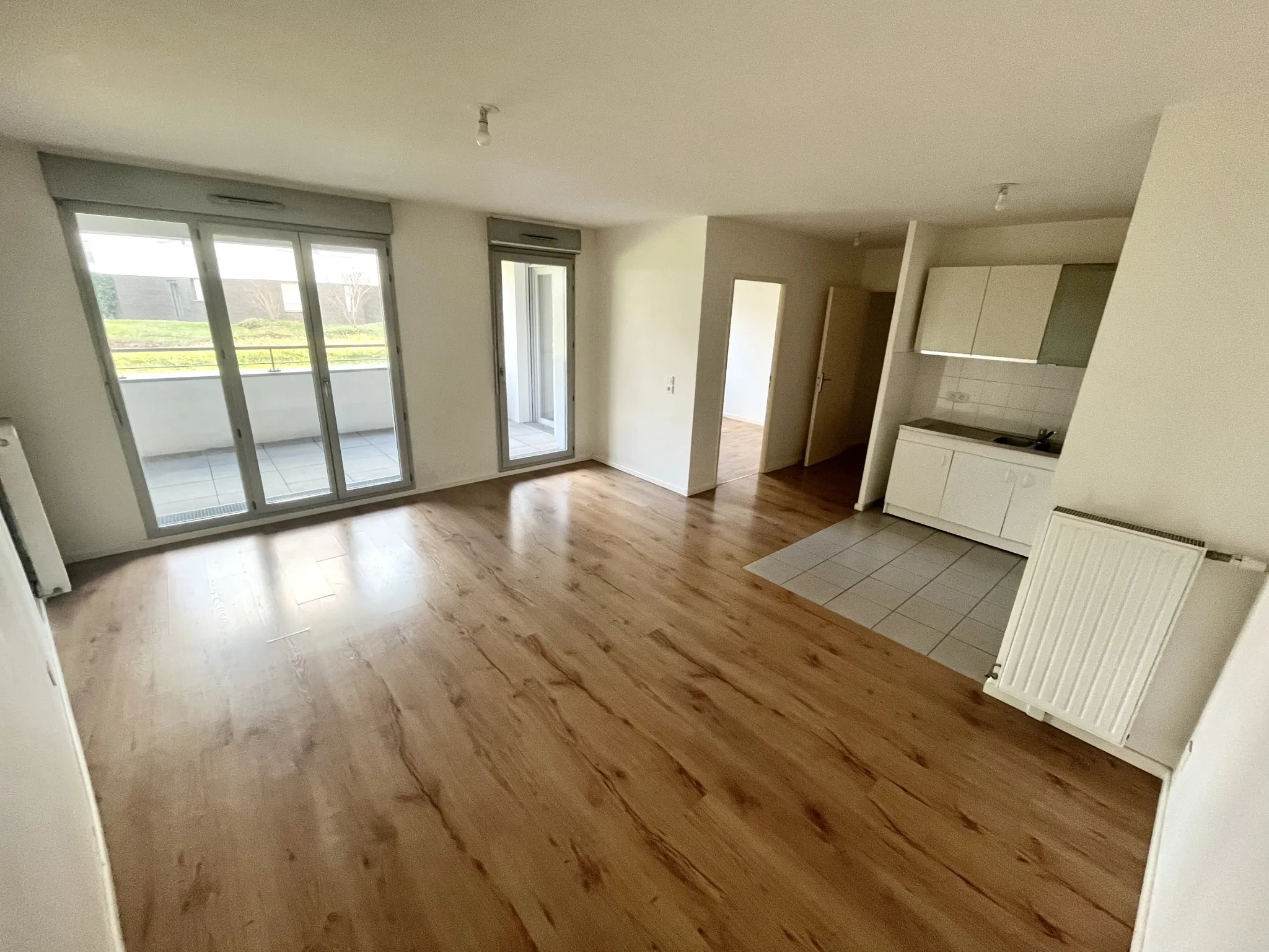 Bel appartement 3 pièces de 64 m² à Chelles avec terrasse et parking 