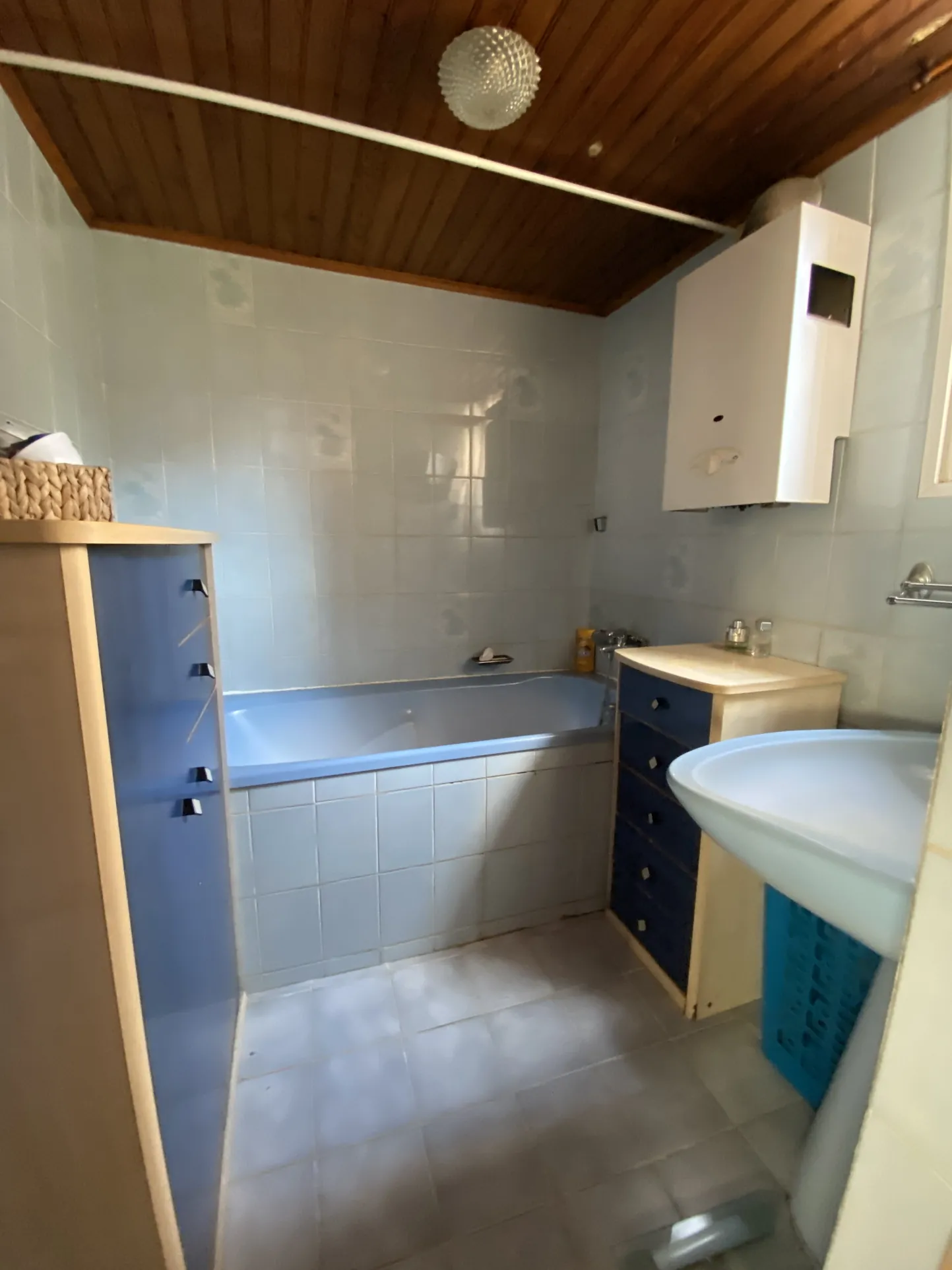 Maison de village à vendre à Creutzwald de 174 m² avec dépendances et grand terrain 