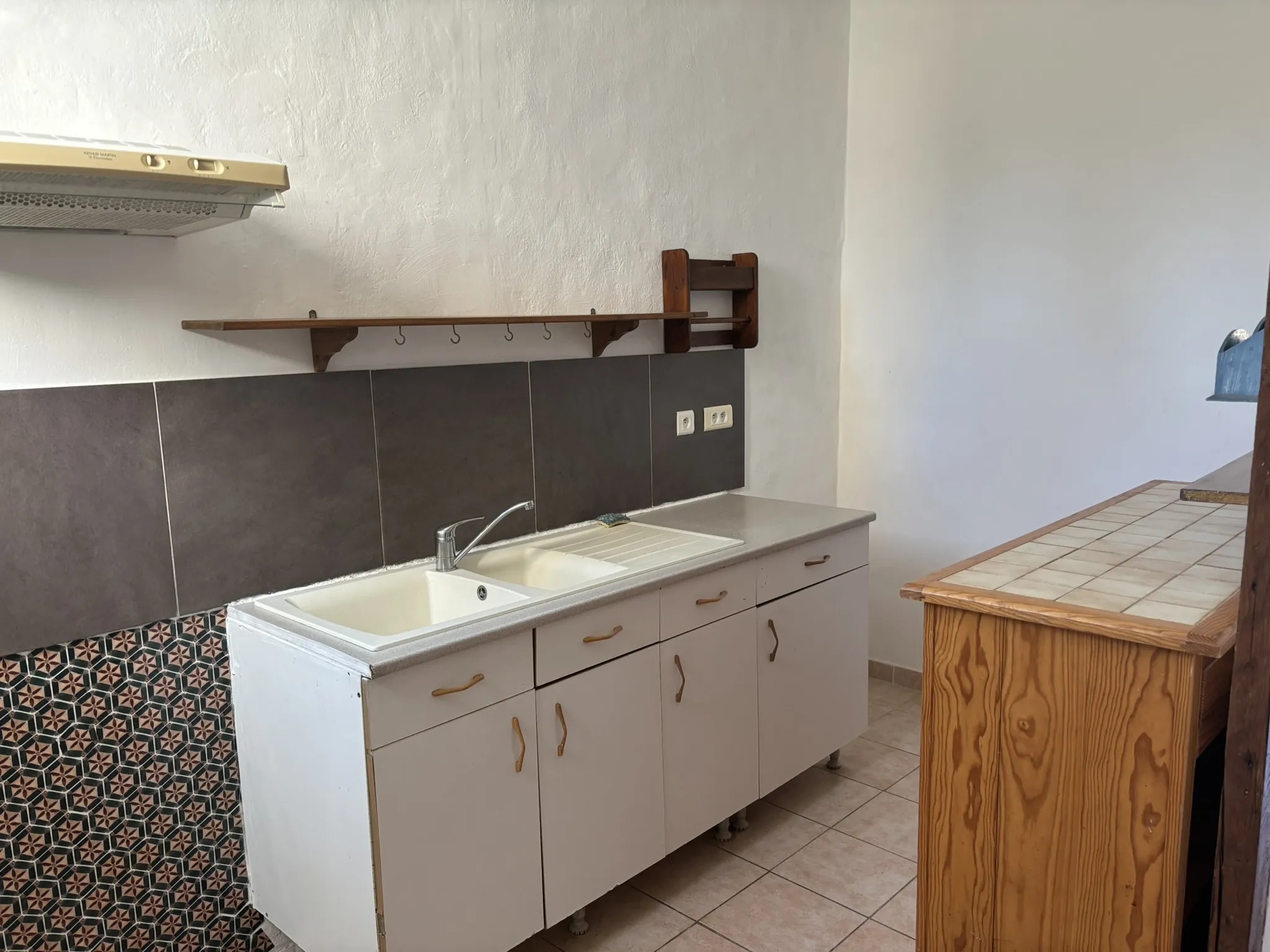 Maison de village à vendre avec garage à Malaucene 