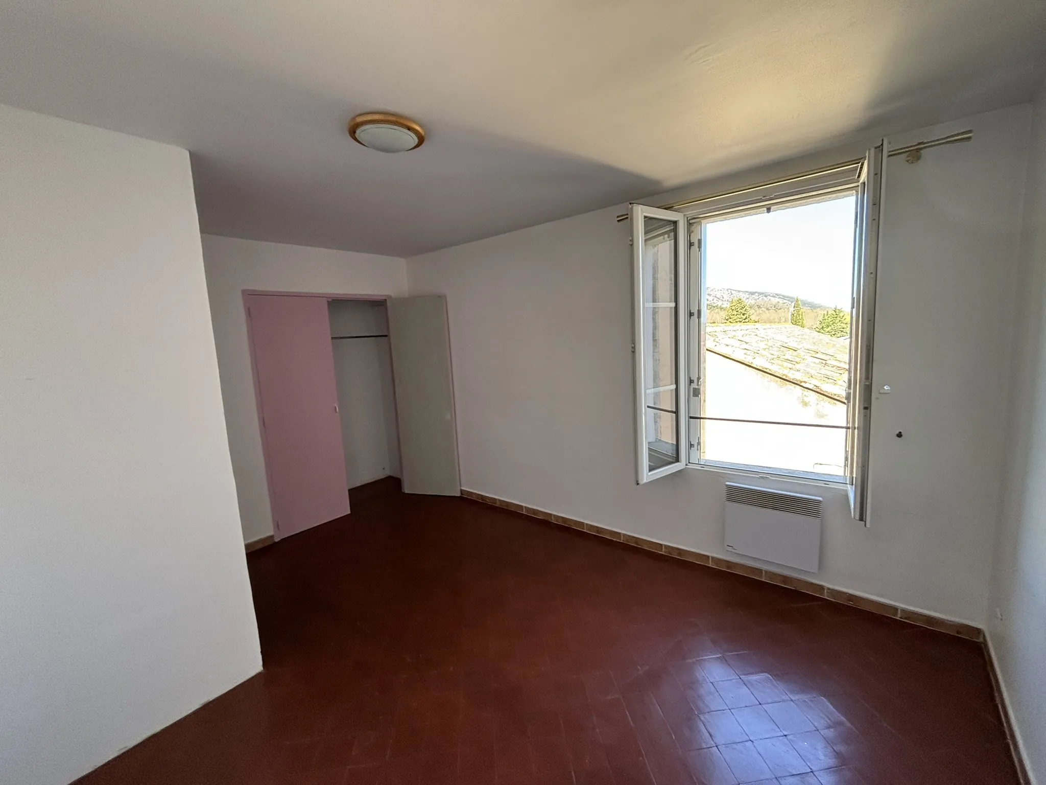 Maison de village à vendre avec garage à Malaucene 