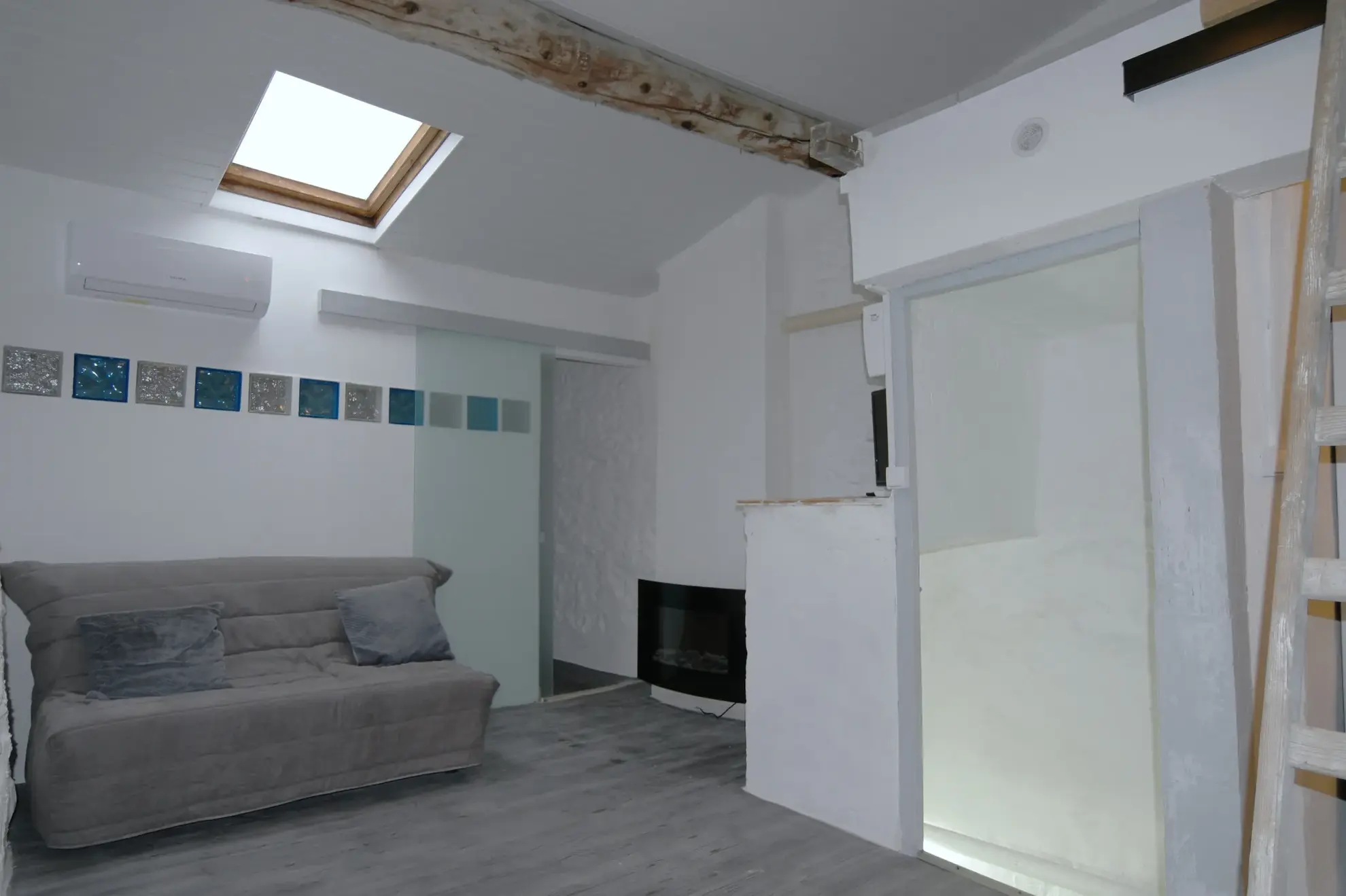 Immeuble de rapport avec 7 appartements rénovés à Lézignan-Corbières, garage privé 