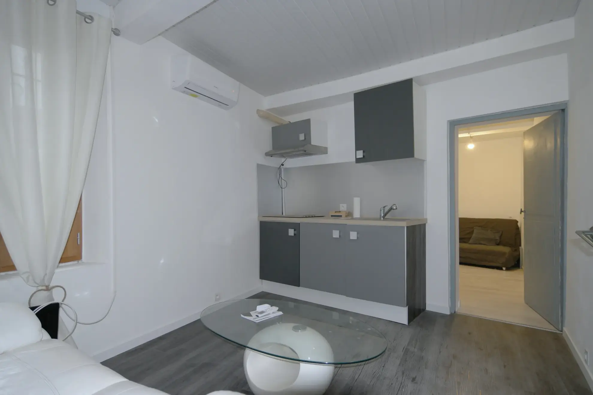 Immeuble de rapport avec 7 appartements rénovés à Lézignan-Corbières, garage privé 