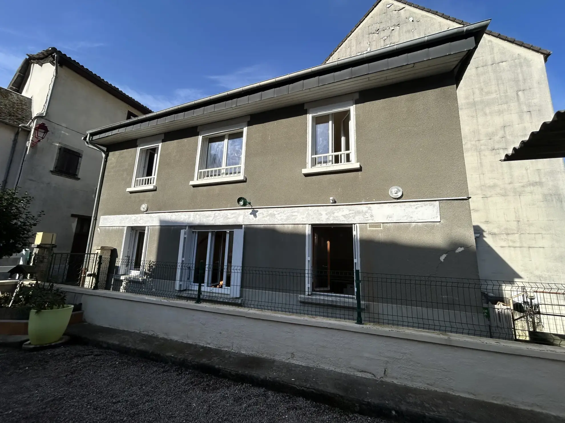 Maison à vendre à Laguenne en Corrèze - 3 chambres avec terrasse