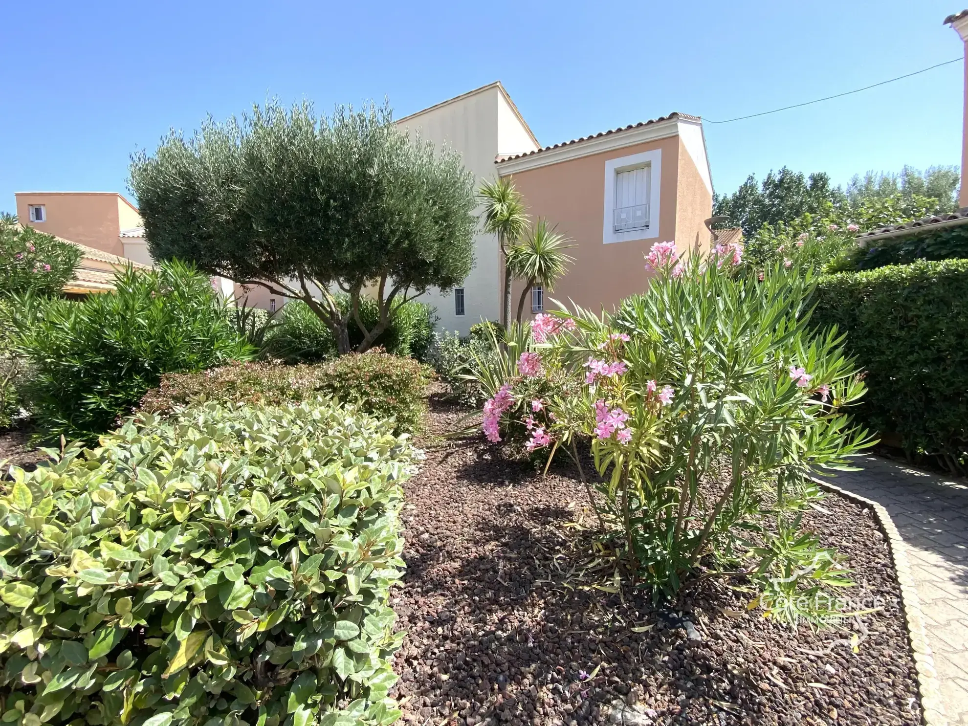 Charmante villa T3 de 37 m² avec terrasse à Marseillan-Plage, proche de la mer 