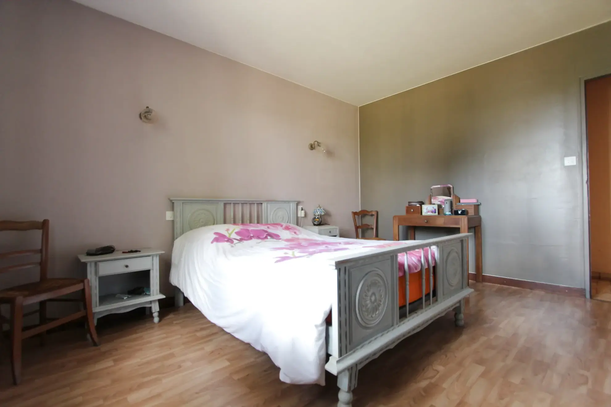 Maison de plain-pied à Niort avec jardin, garage et potentiel élevé 