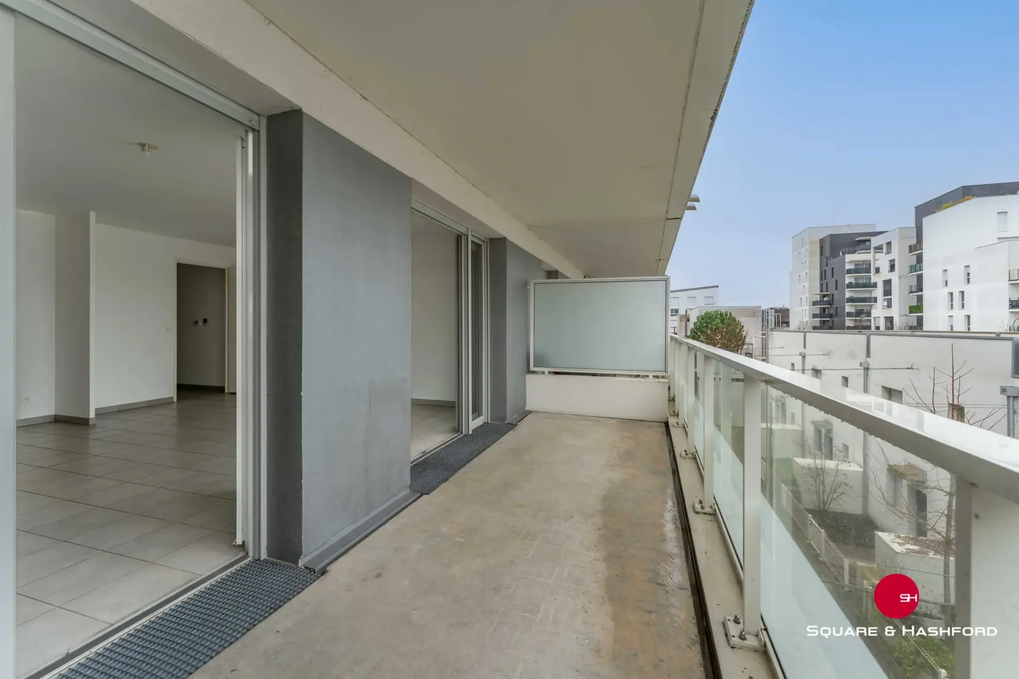 Appartement 3 pièces avec terrasse et parking à Bordeaux Lac 