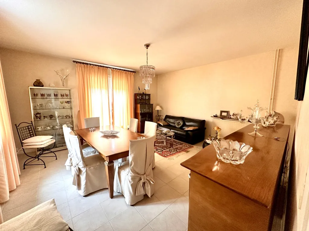 À vendre maison 6 pièces à Bergerac - 170 m² avec potentiel de rénovation 