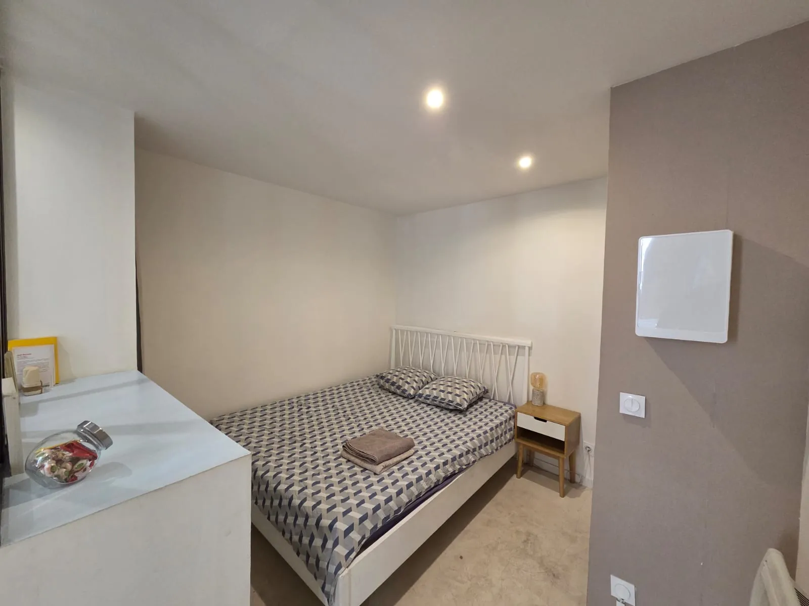 Appartement T1/T2 de 25 m² avec vue sur la mer au cœur du Panier à Marseille 