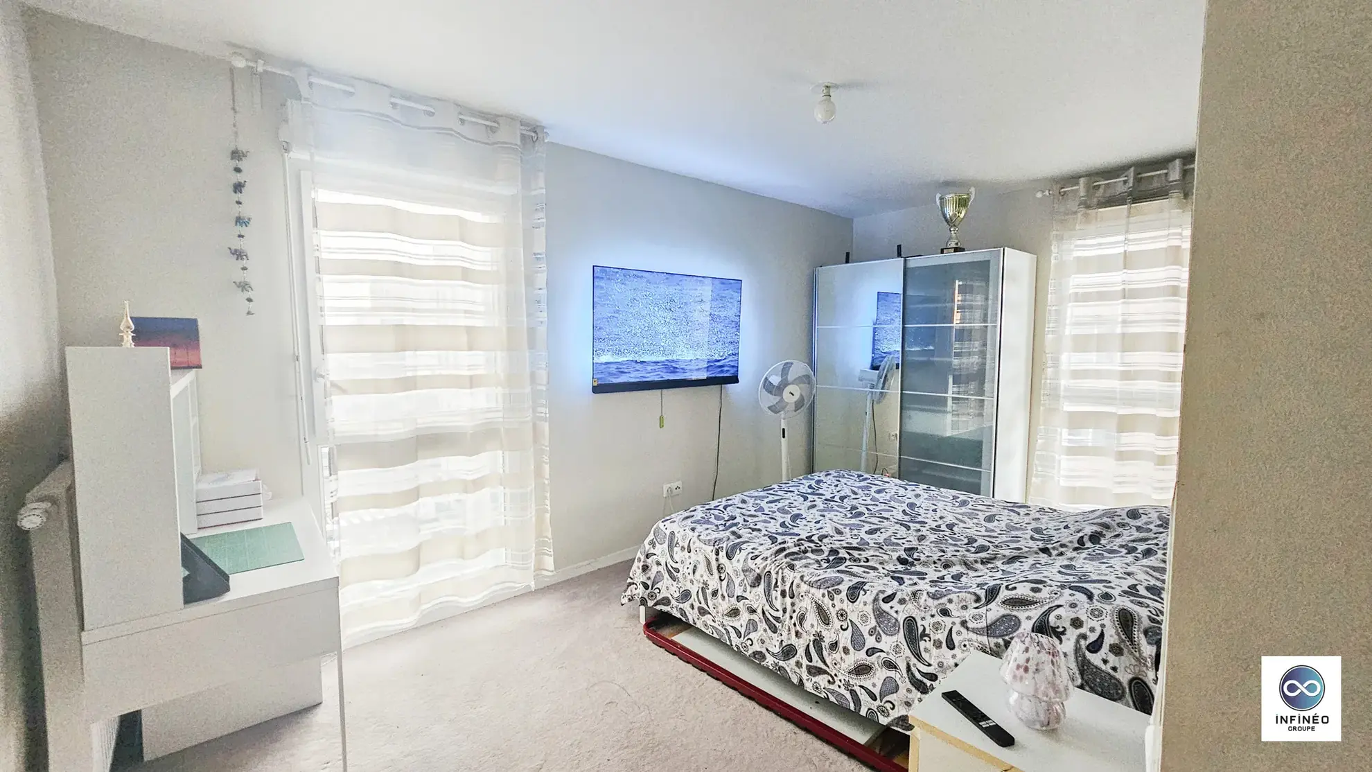 Appartement T4 lumineux de 80,49 m² avec balcon et deux stationnements à Évry-Courcouronnes 