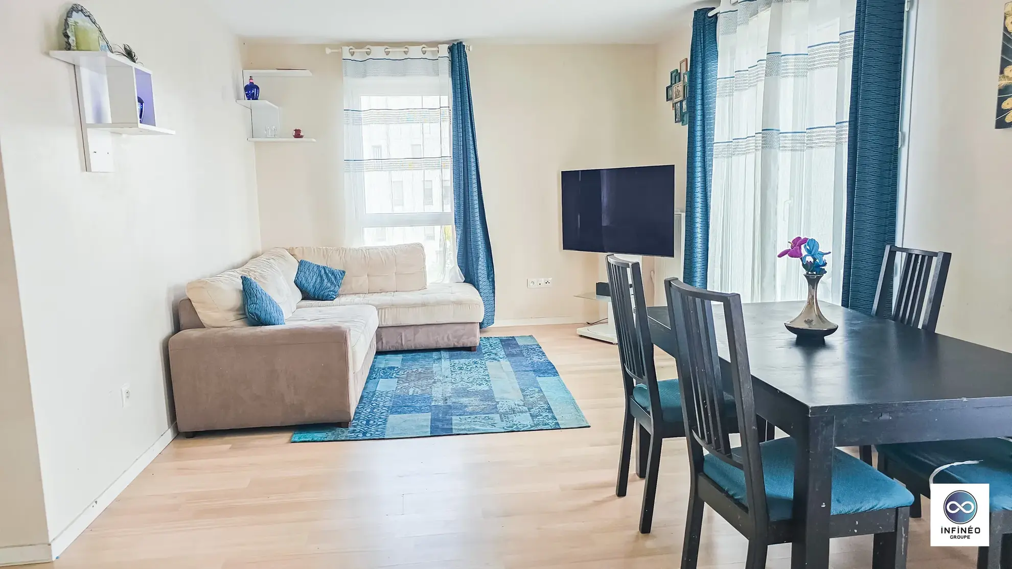 Appartement T4 lumineux de 80,49 m² avec balcon et deux stationnements à Évry-Courcouronnes 