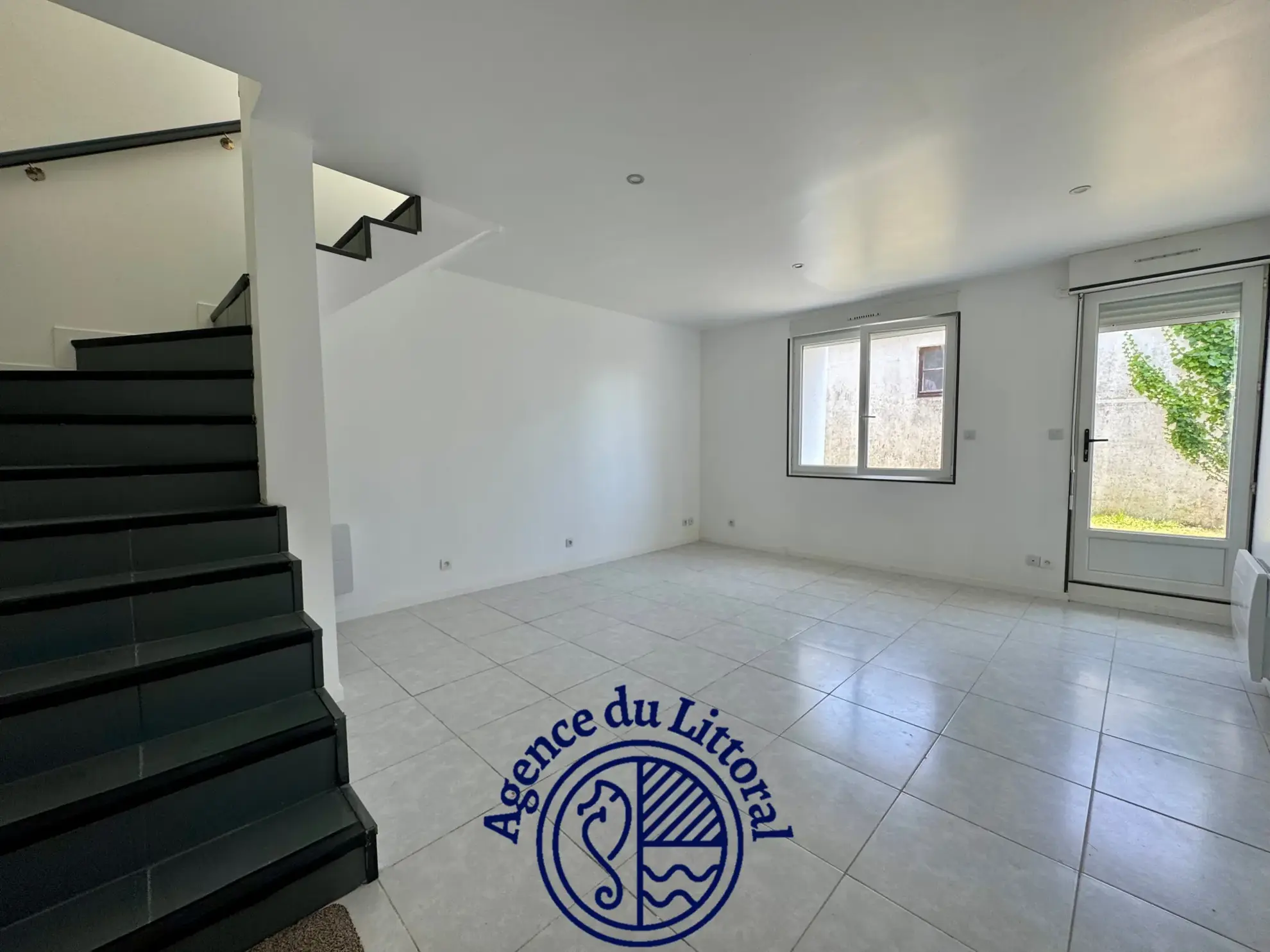 Maison rénovée avec jardin et balcon à Saint Georges de Didonne à proximité de la plage 