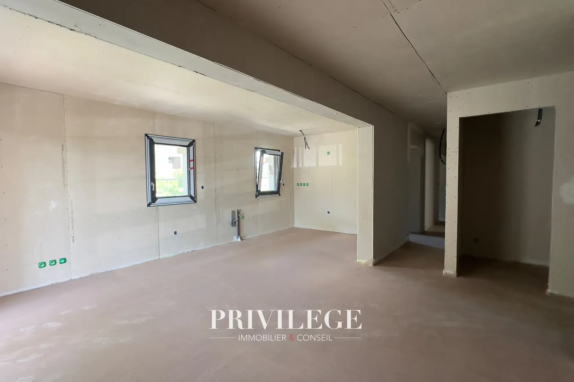 Appartement T4 lumineux avec terrasse à Culoz près de Genève - Offre à saisir 