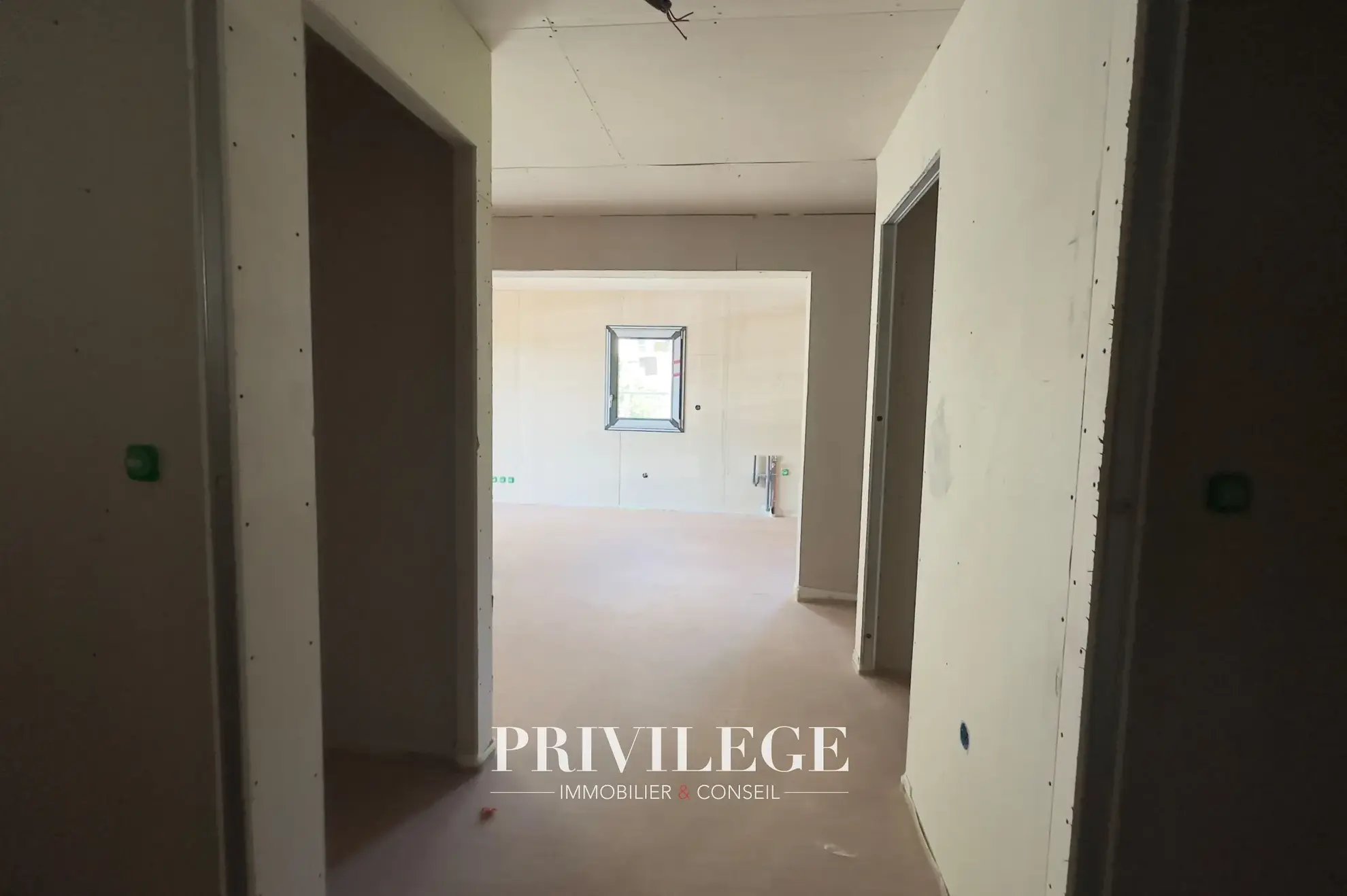 Appartement T4 lumineux avec terrasse à Culoz près de Genève - Offre à saisir 