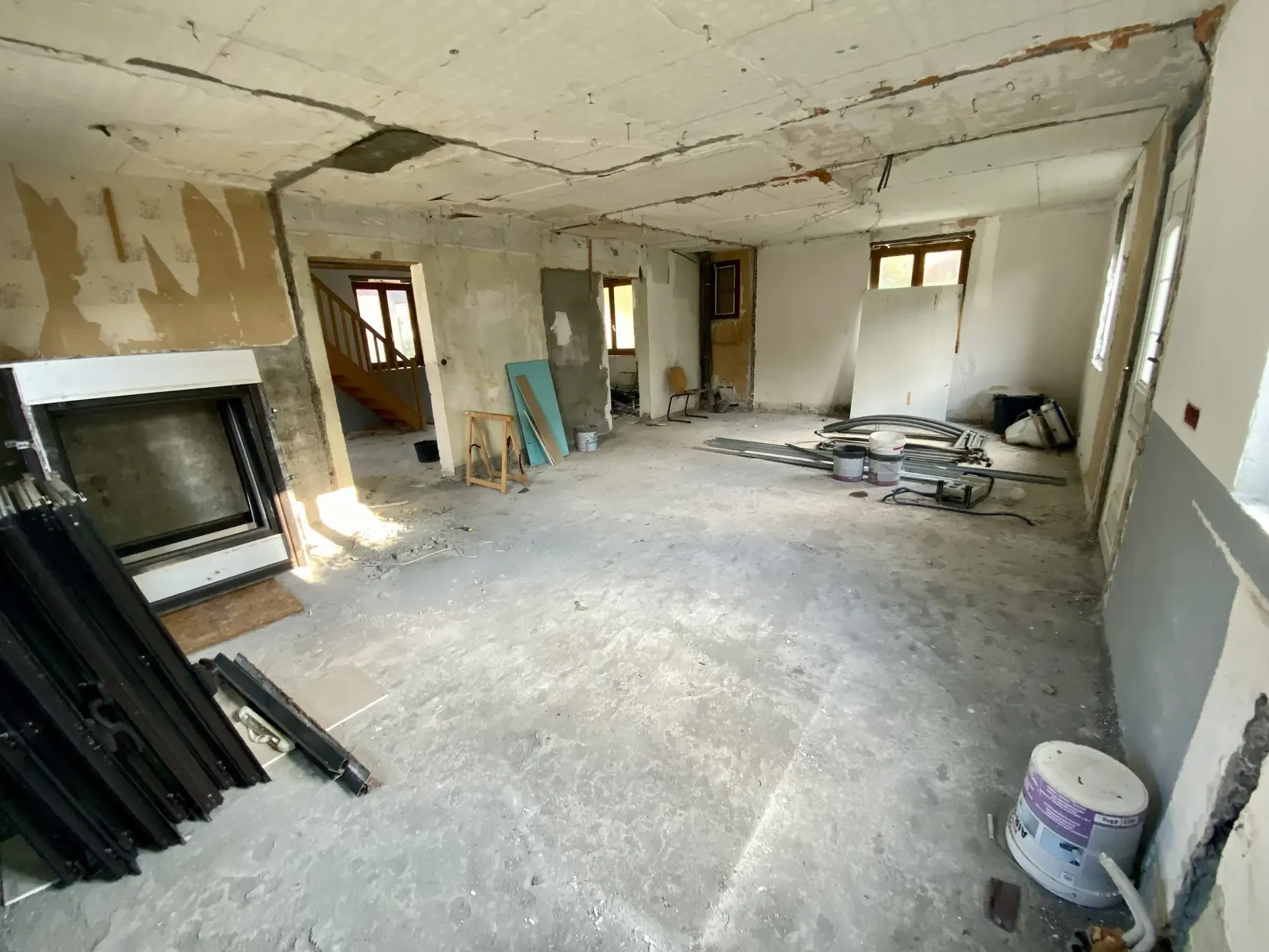 Maison à rénover à Saint-Michel-de-Maurienne, investissement ou projet de rénovation dans la vallée de la Maurienne 