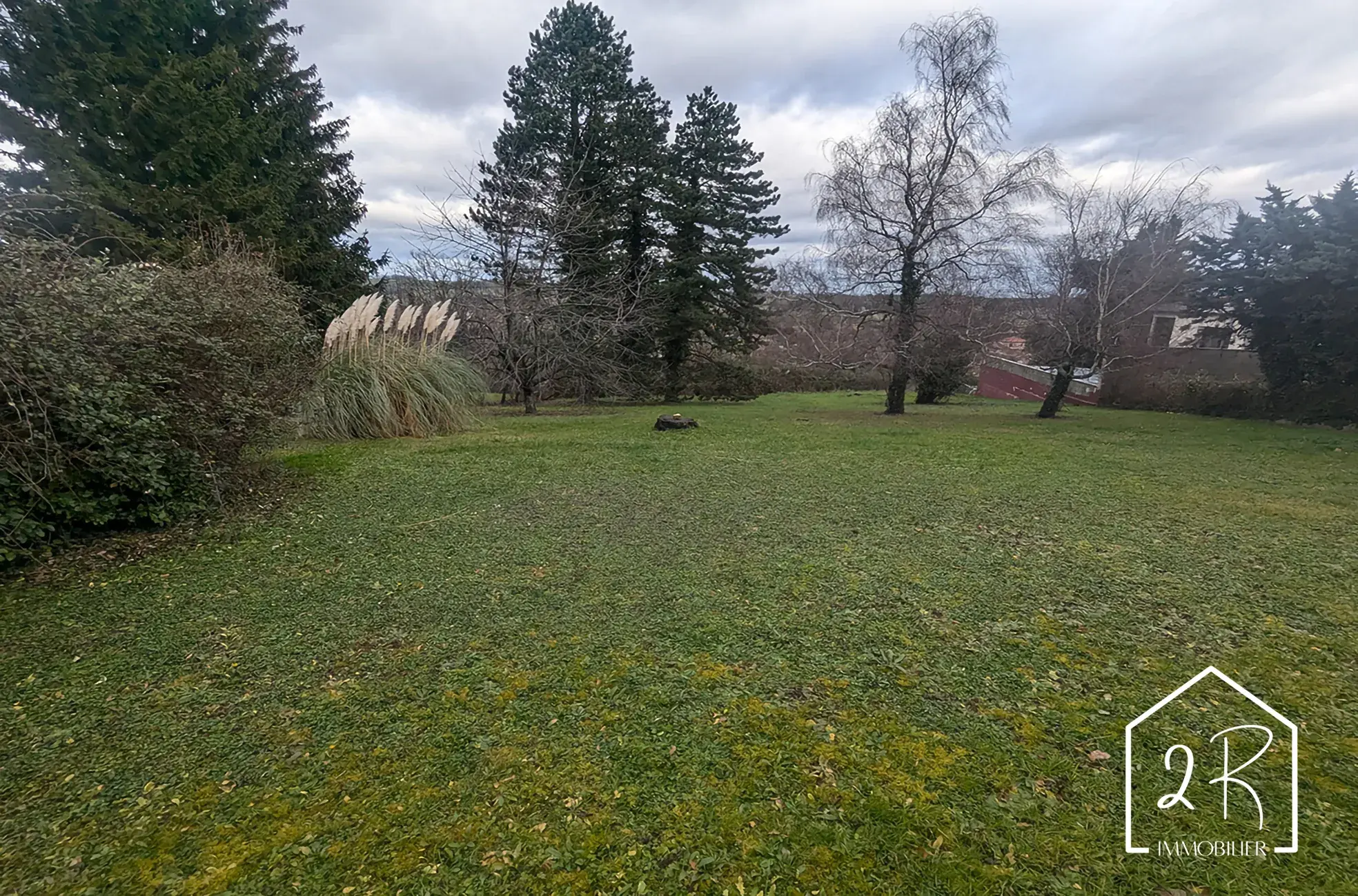 Terrain constructible de 870 m2 à Diemoz – Opportunité à saisir 